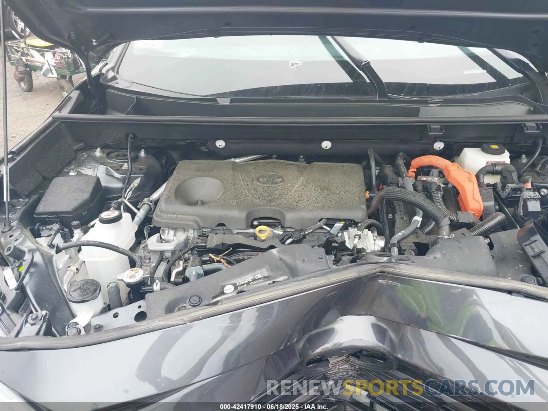 10 Фотография поврежденного автомобиля 2T3B6RFV1RW077600 TOYOTA RAV4 HYBRID 2024