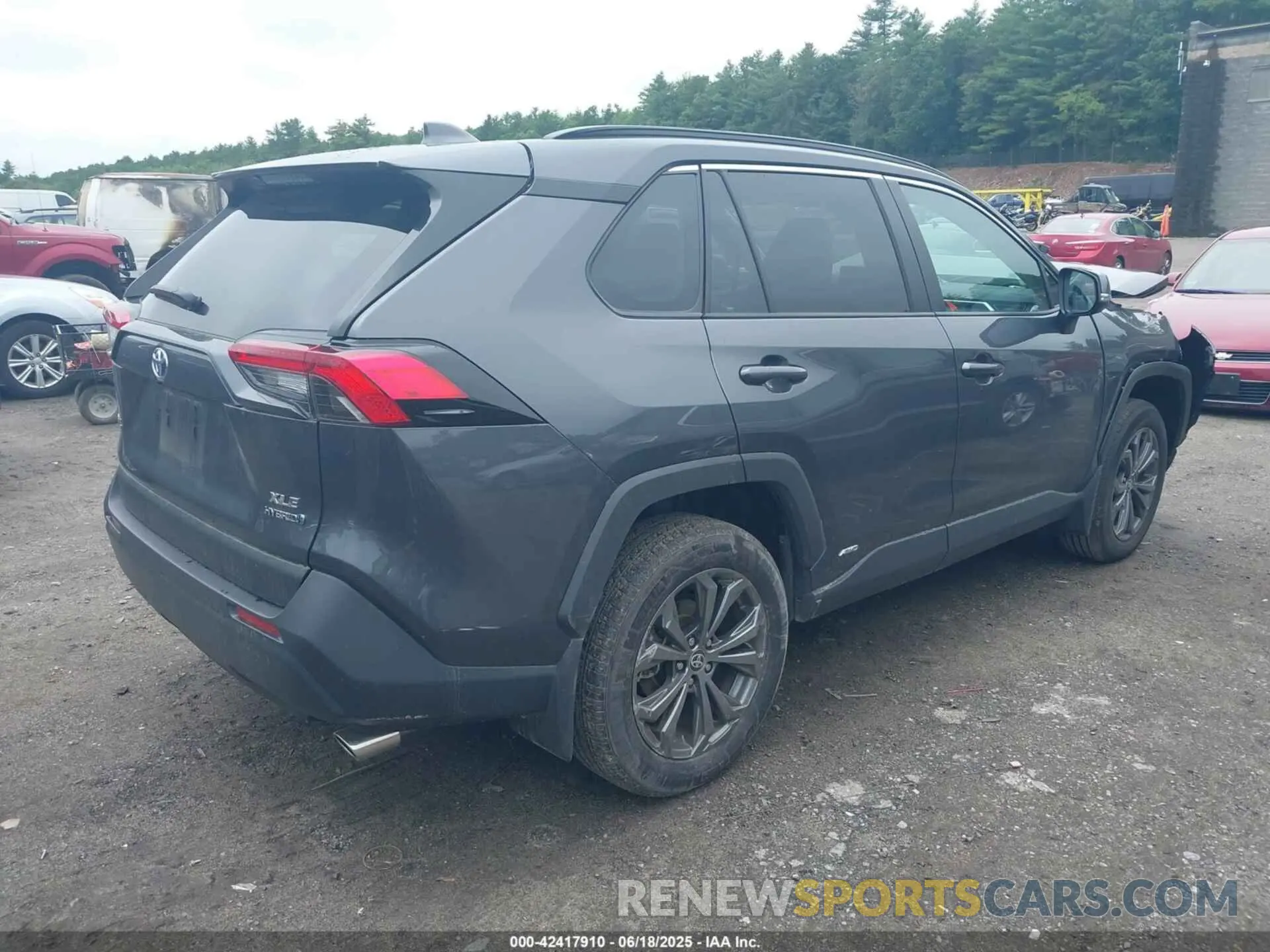 4 Фотография поврежденного автомобиля 2T3B6RFV1RW077600 TOYOTA RAV4 HYBRID 2024