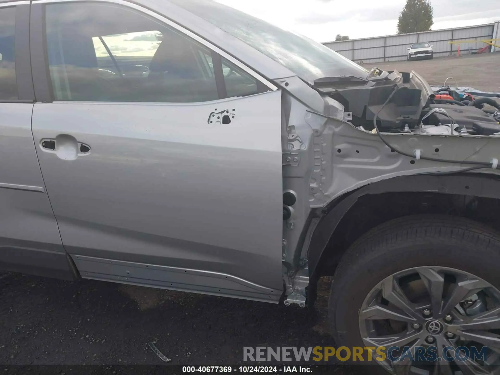 18 Фотография поврежденного автомобиля 2T3B6RFV3RW074116 TOYOTA RAV4 HYBRID 2024