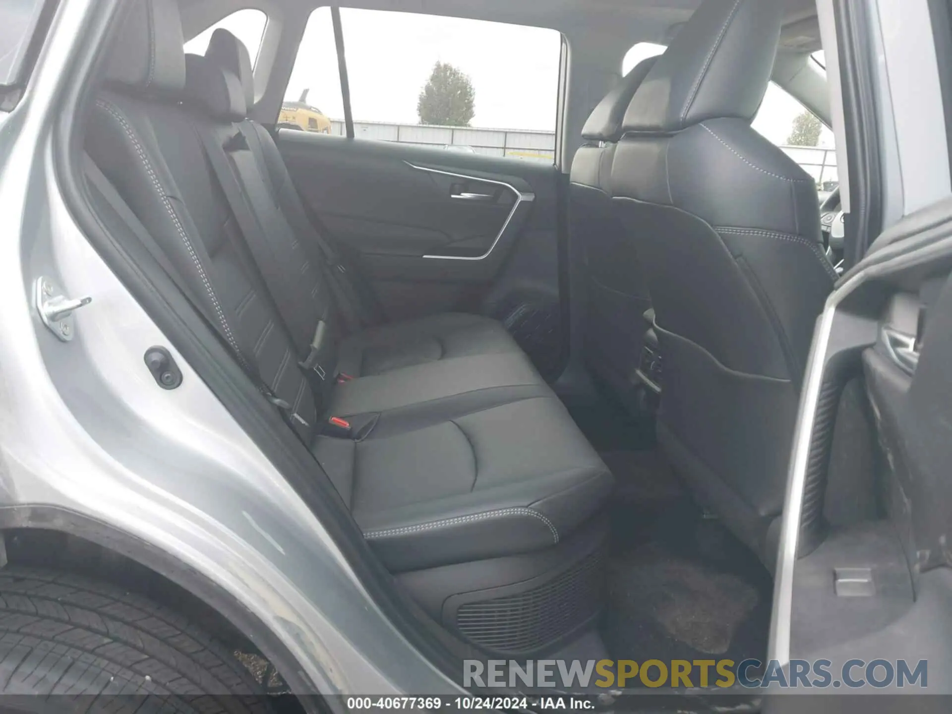 8 Фотография поврежденного автомобиля 2T3B6RFV3RW074116 TOYOTA RAV4 HYBRID 2024