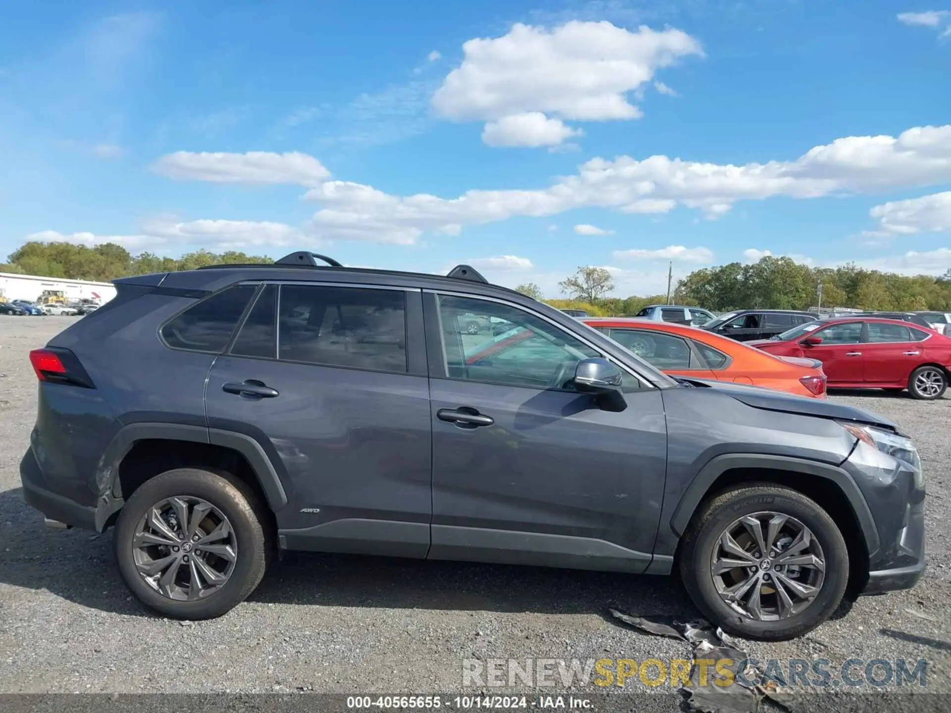13 Photograph of a damaged car 2T3B6RFVXRW068779 TOYOTA RAV4 HYBRID 2024