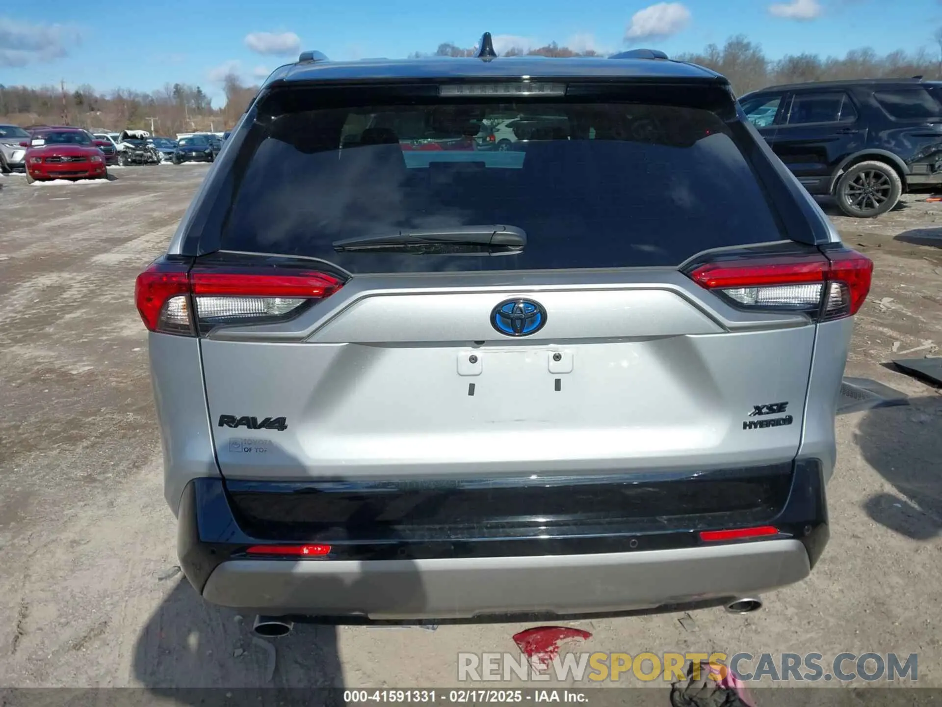 16 Фотография поврежденного автомобиля 2T3E6RFV0RW052121 TOYOTA RAV4 HYBRID 2024