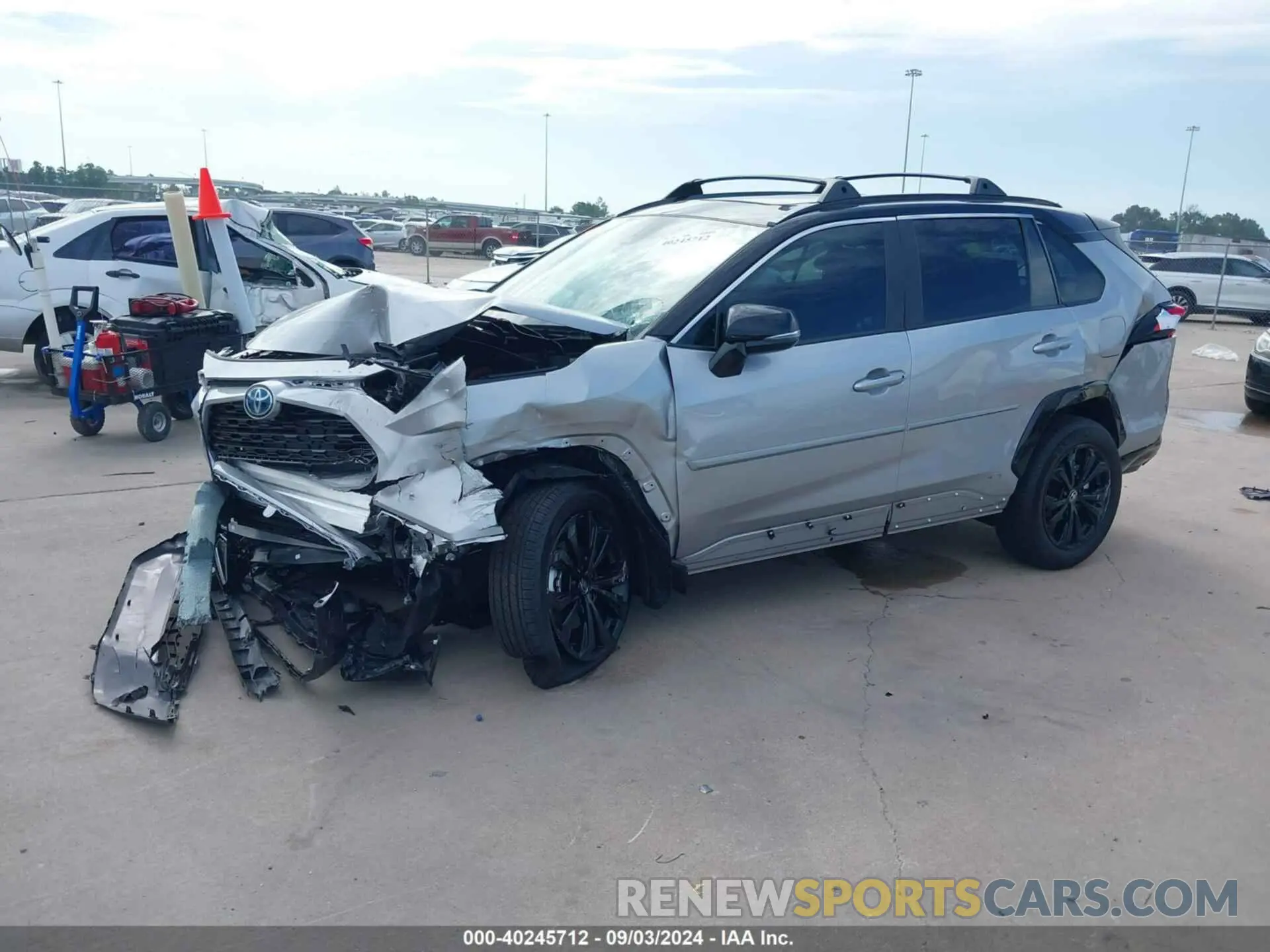 2 Photograph of a damaged car 2T3E6RFV0RW069873 TOYOTA RAV4 HYBRID 2024