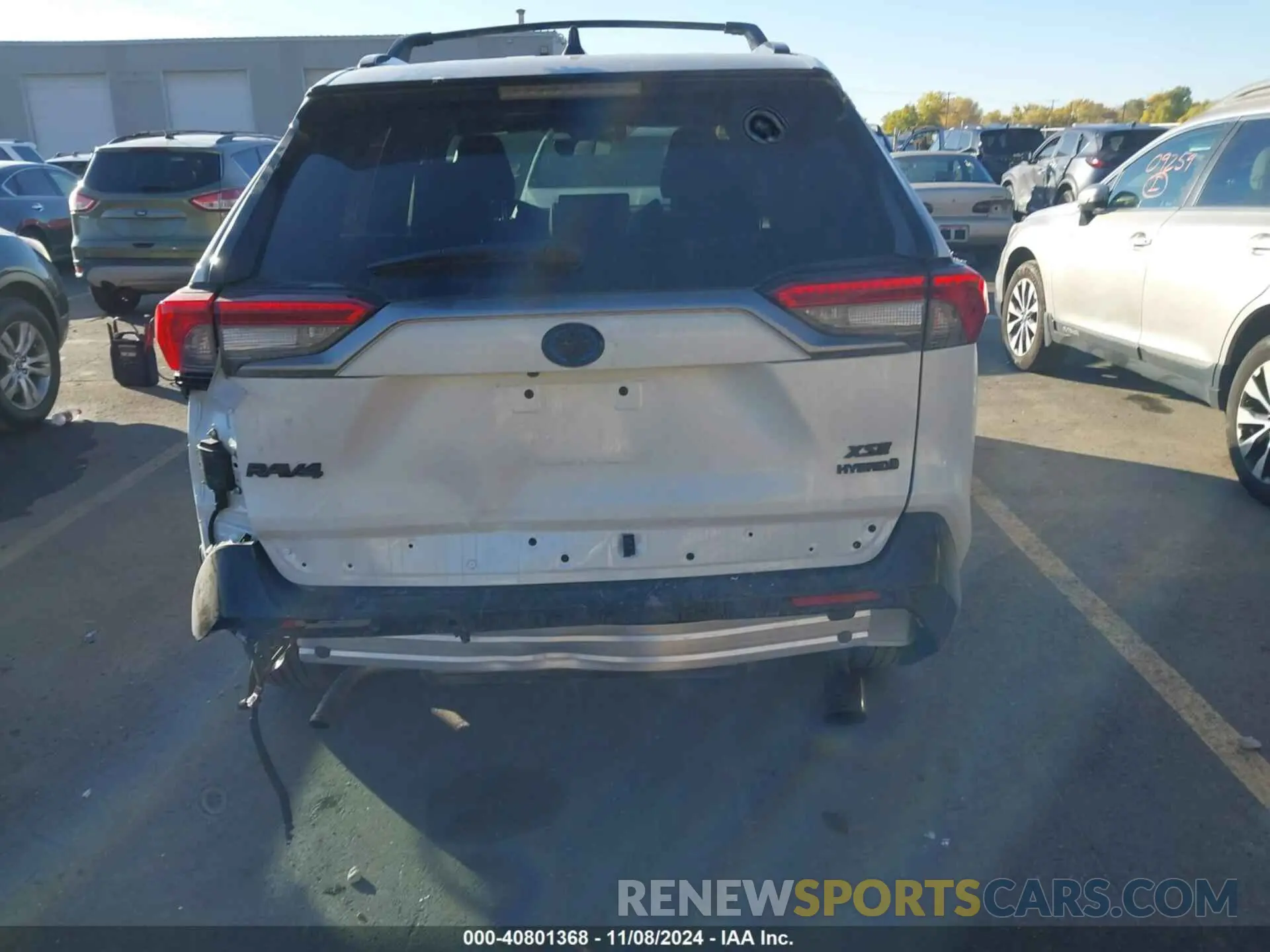 17 Photograph of a damaged car 2T3E6RFV3RW066899 TOYOTA RAV4 HYBRID 2024