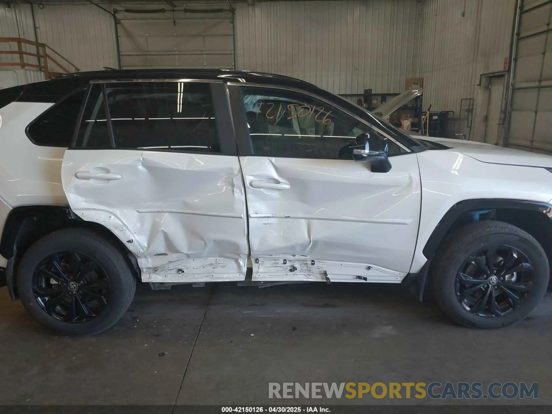 14 Photograph of a damaged car 2T3E6RFV3RW080544 TOYOTA RAV4 HYBRID 2024