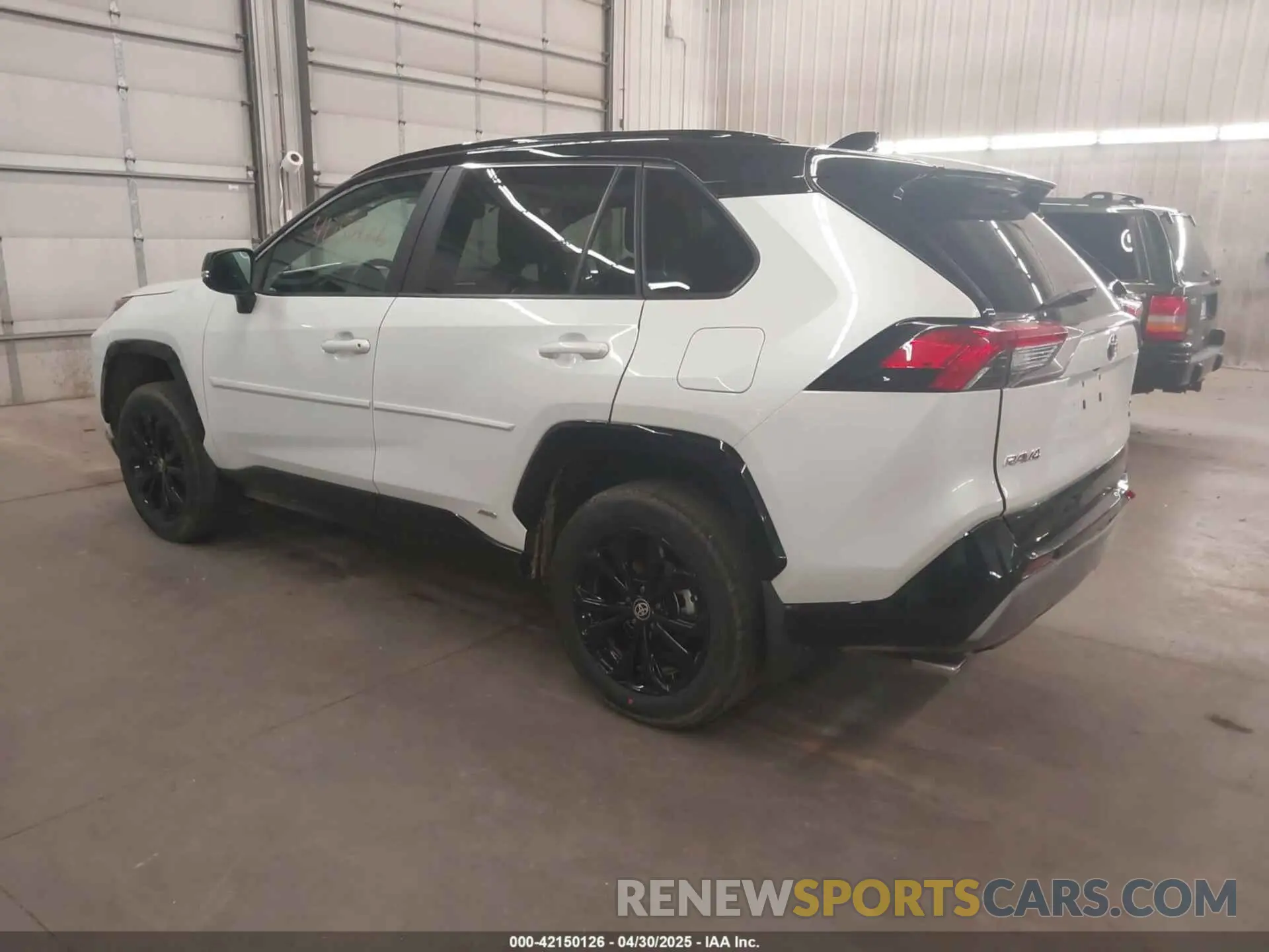 3 Photograph of a damaged car 2T3E6RFV3RW080544 TOYOTA RAV4 HYBRID 2024