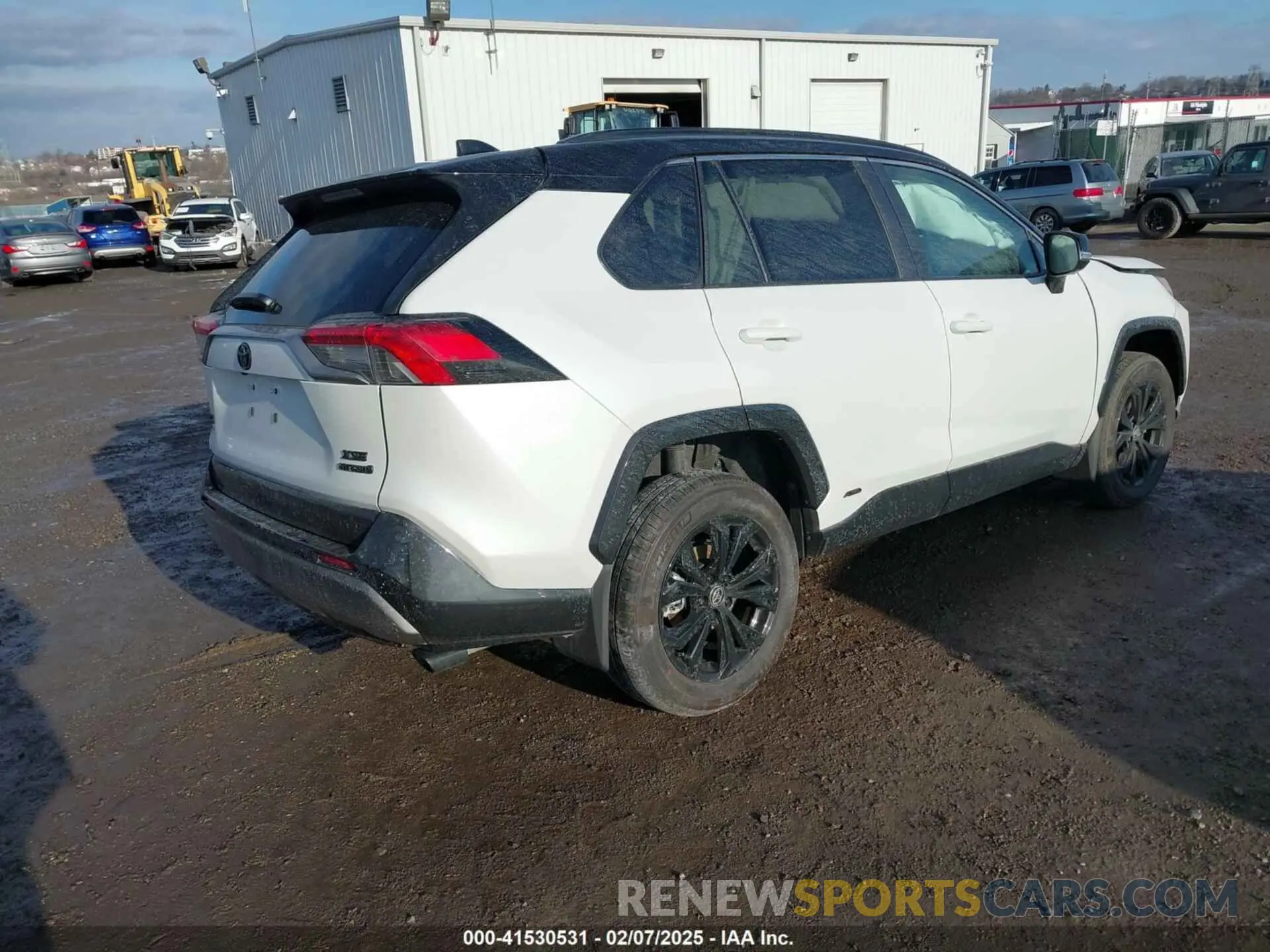 4 Photograph of a damaged car 2T3E6RFV4RW079127 TOYOTA RAV4 HYBRID 2024