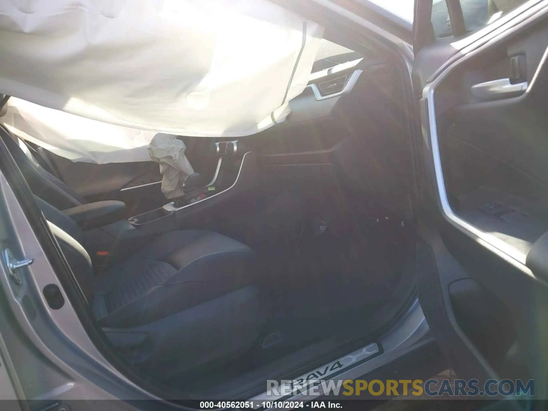 5 Photograph of a damaged car 2T3E6RFV5RW073269 TOYOTA RAV4 HYBRID 2024
