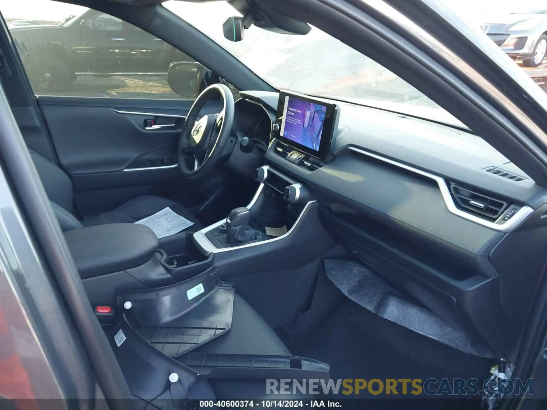5 Photograph of a damaged car 2T3E6RFVXRW059318 TOYOTA RAV4 HYBRID 2024