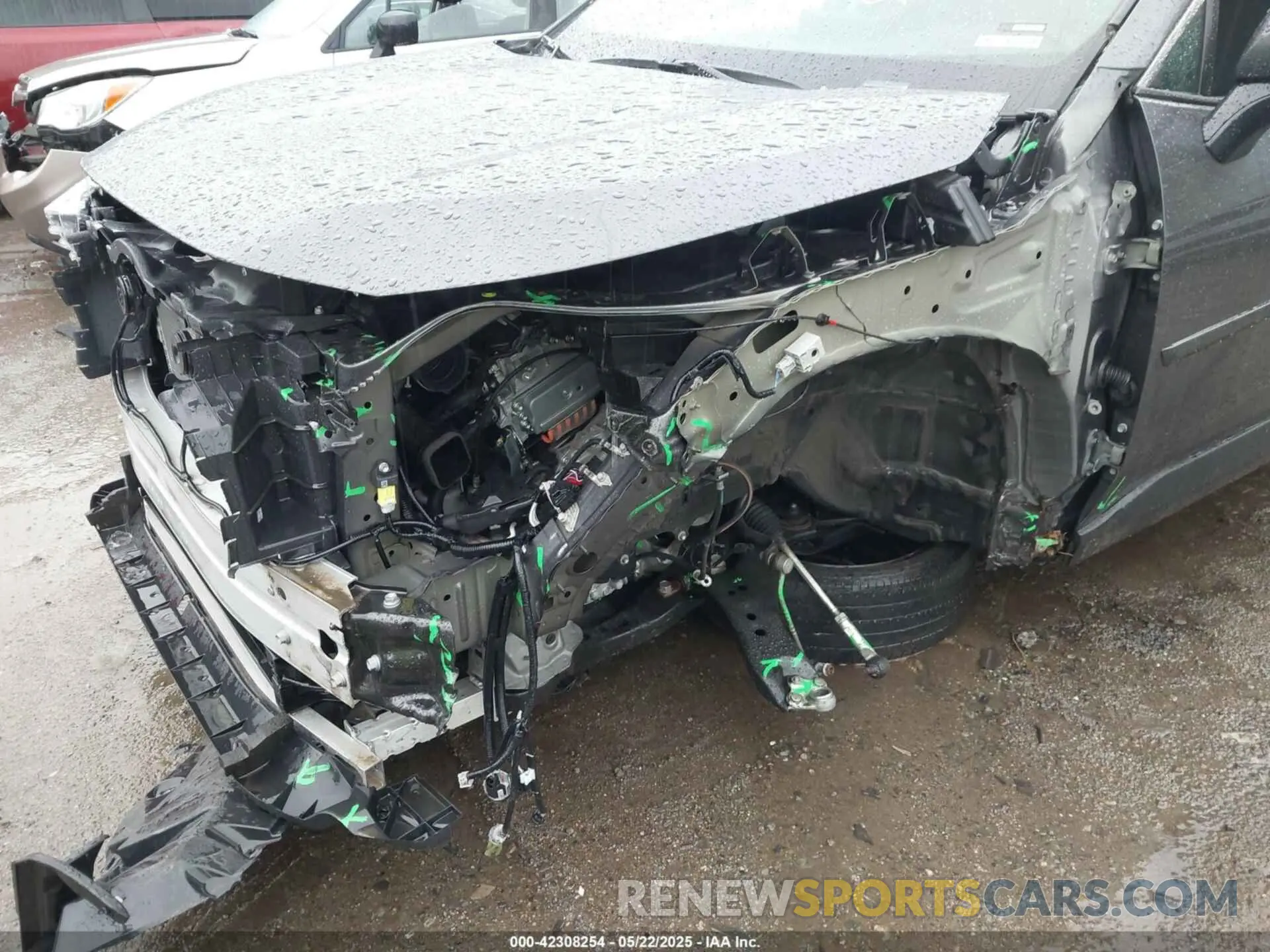 6 Фотография поврежденного автомобиля 2T3LWRFV0RW201327 TOYOTA RAV4 HYBRID 2024