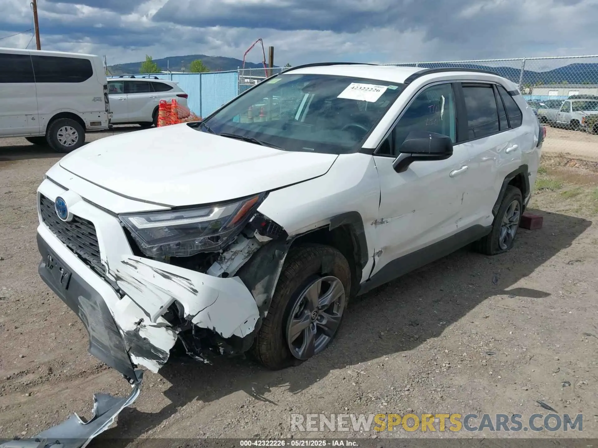 2 Photograph of a damaged car 2T3LWRFV7RW211398 TOYOTA RAV4 HYBRID 2024