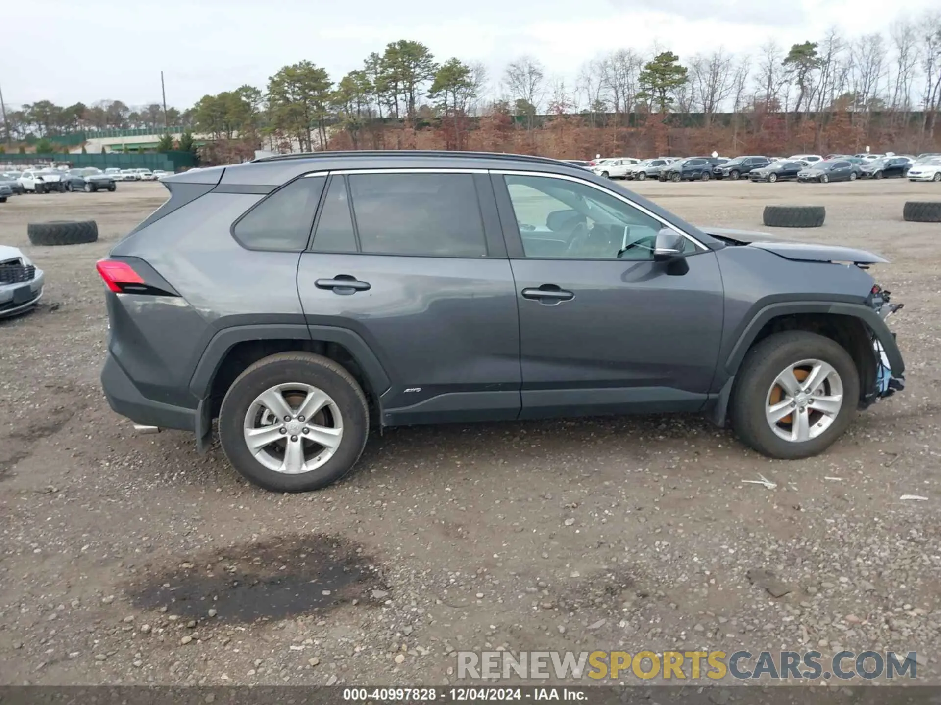 13 Photograph of a damaged car 2T3MWRFV0RW215409 TOYOTA RAV4 HYBRID 2024