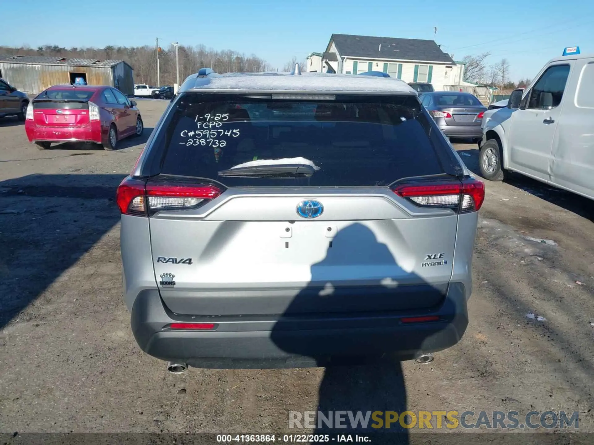 16 Photograph of a damaged car 2T3RWRFV4RW238732 TOYOTA RAV4 HYBRID 2024