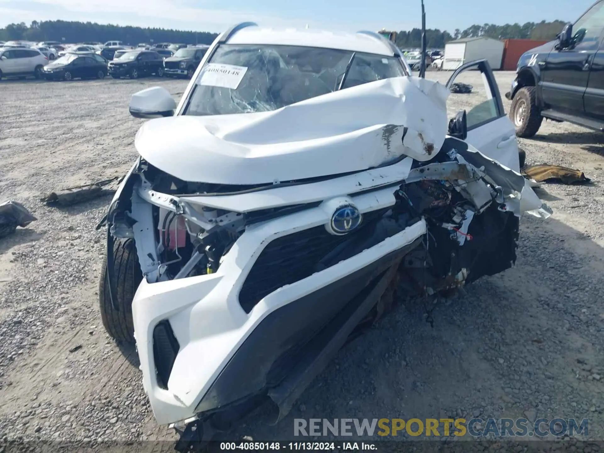 12 Фотография поврежденного автомобиля 2T3RWRFV6RW201374 TOYOTA RAV4 HYBRID 2024