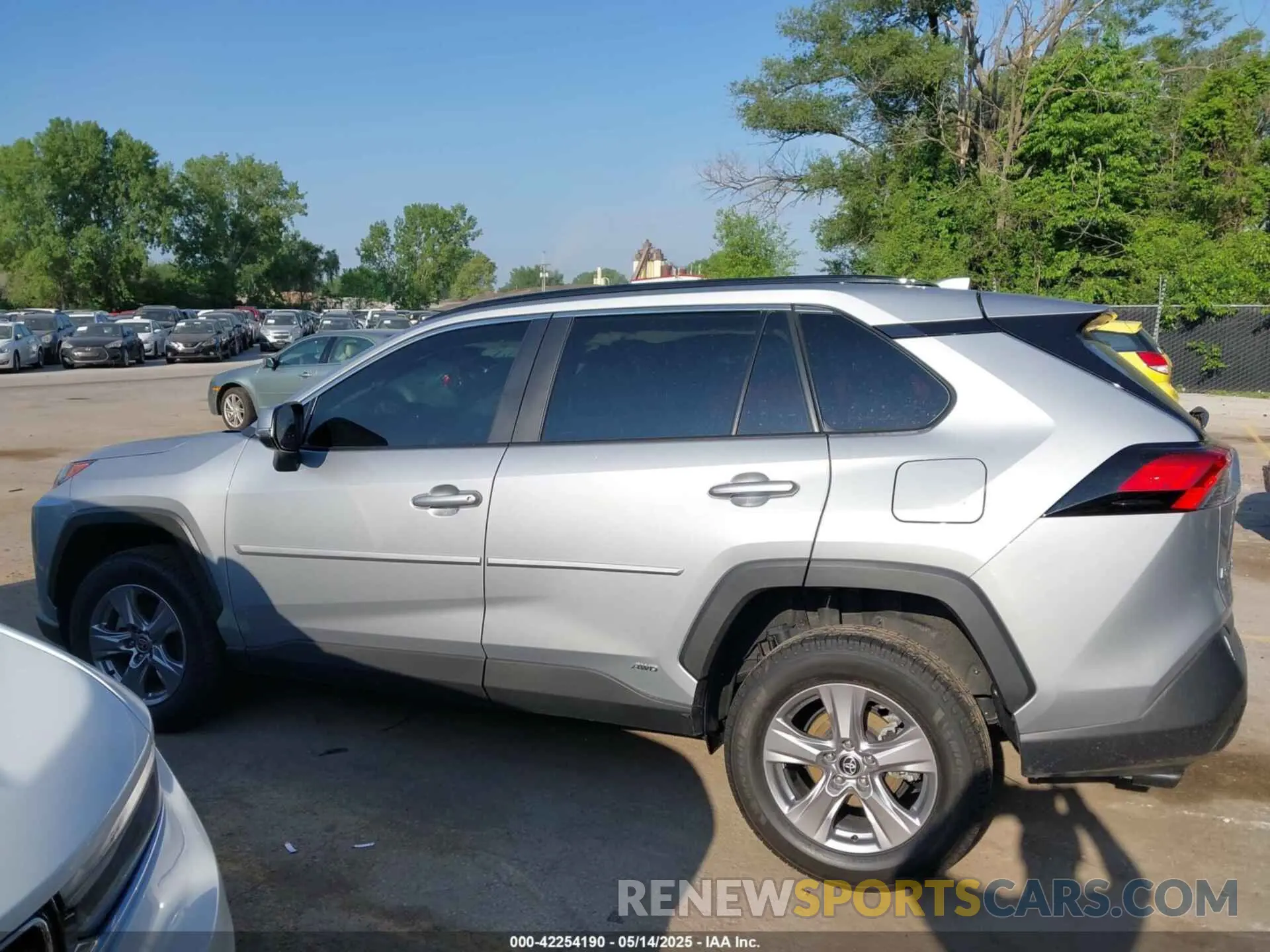 13 Photograph of a damaged car 2T3RWRFV6RW216019 TOYOTA RAV4 HYBRID 2024