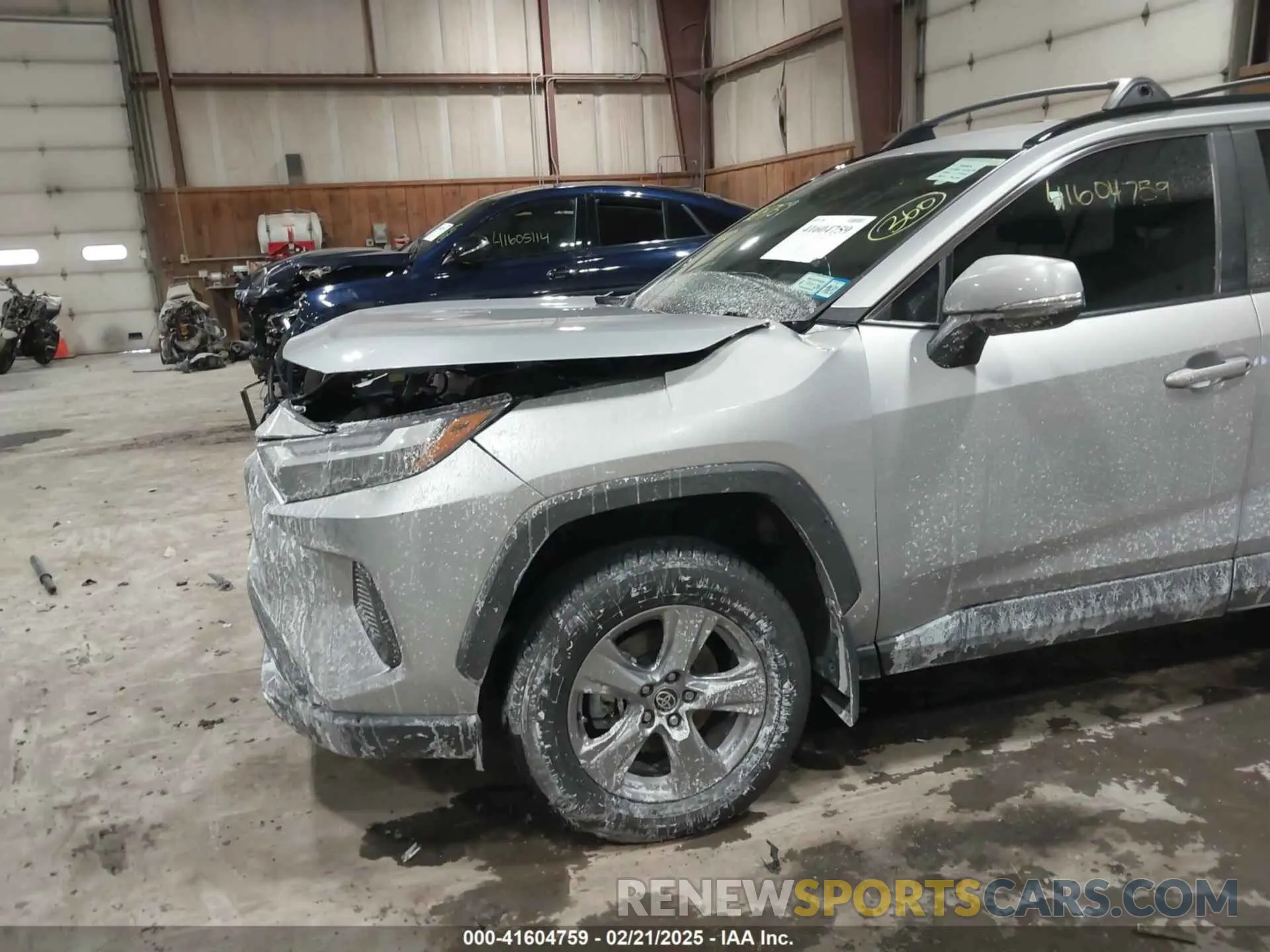 18 Photograph of a damaged car 2T3RWRFV6RW229675 TOYOTA RAV4 HYBRID 2024