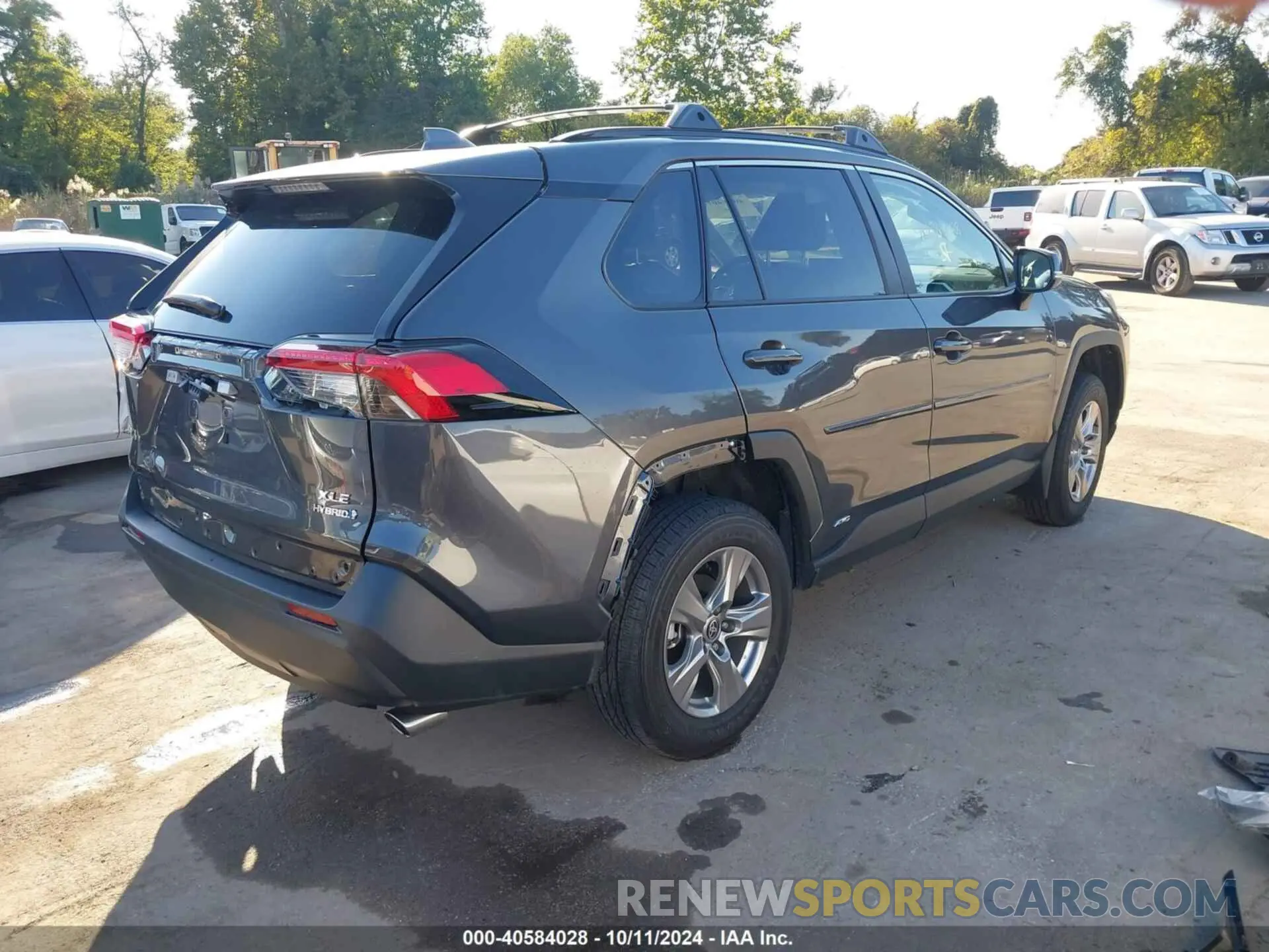 4 Photograph of a damaged car 2T3RWRFV8RW211842 TOYOTA RAV4 HYBRID 2024