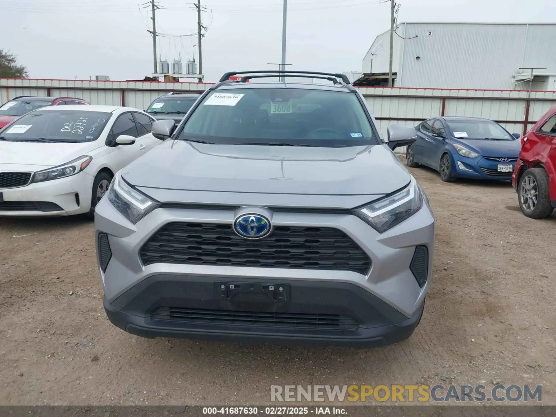 12 Photograph of a damaged car 2T3RWRFVXRW201958 TOYOTA RAV4 HYBRID 2024