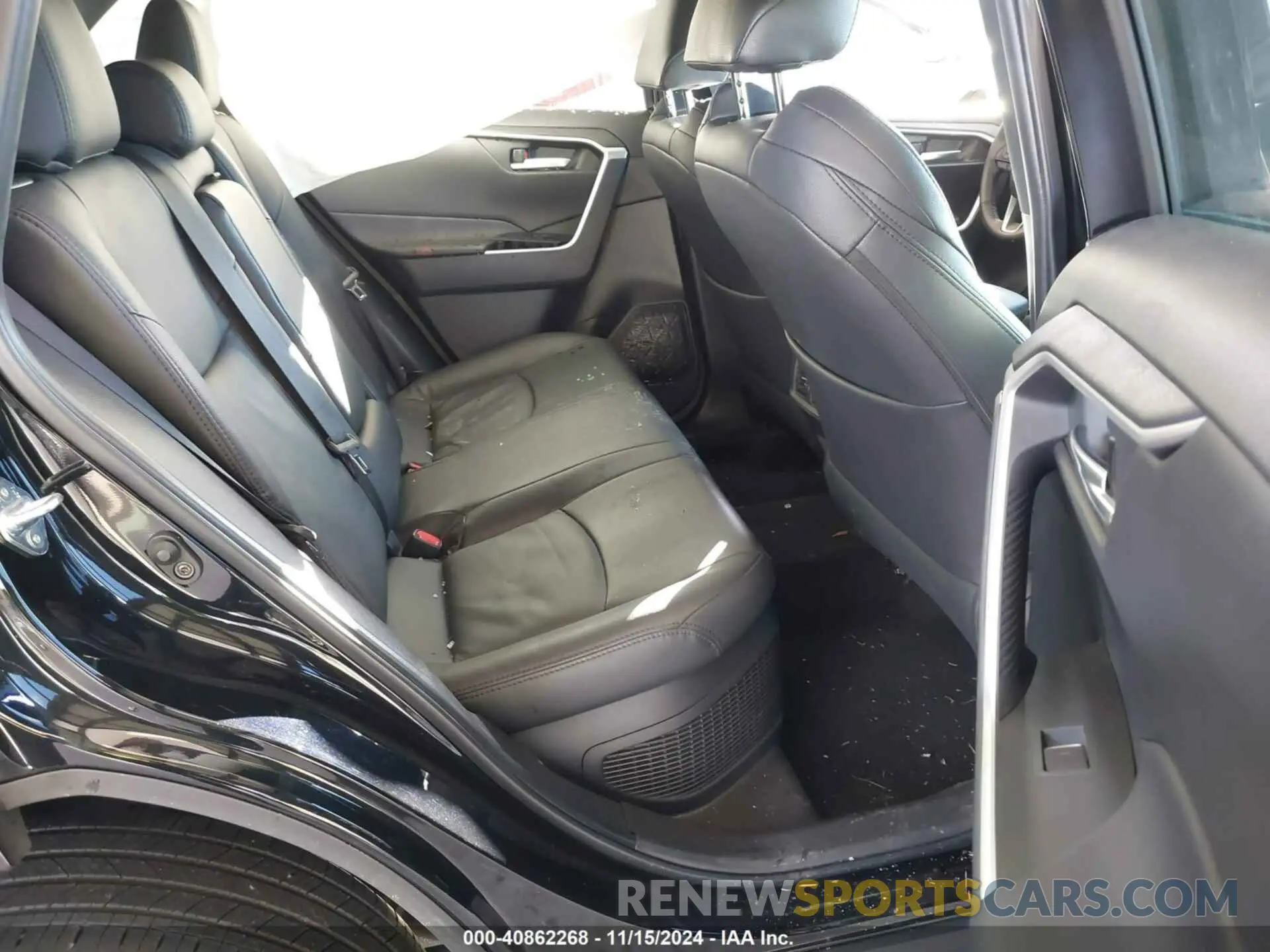 8 Фотография поврежденного автомобиля 2T3T6RFV3RW048815 TOYOTA RAV4 HYBRID 2024