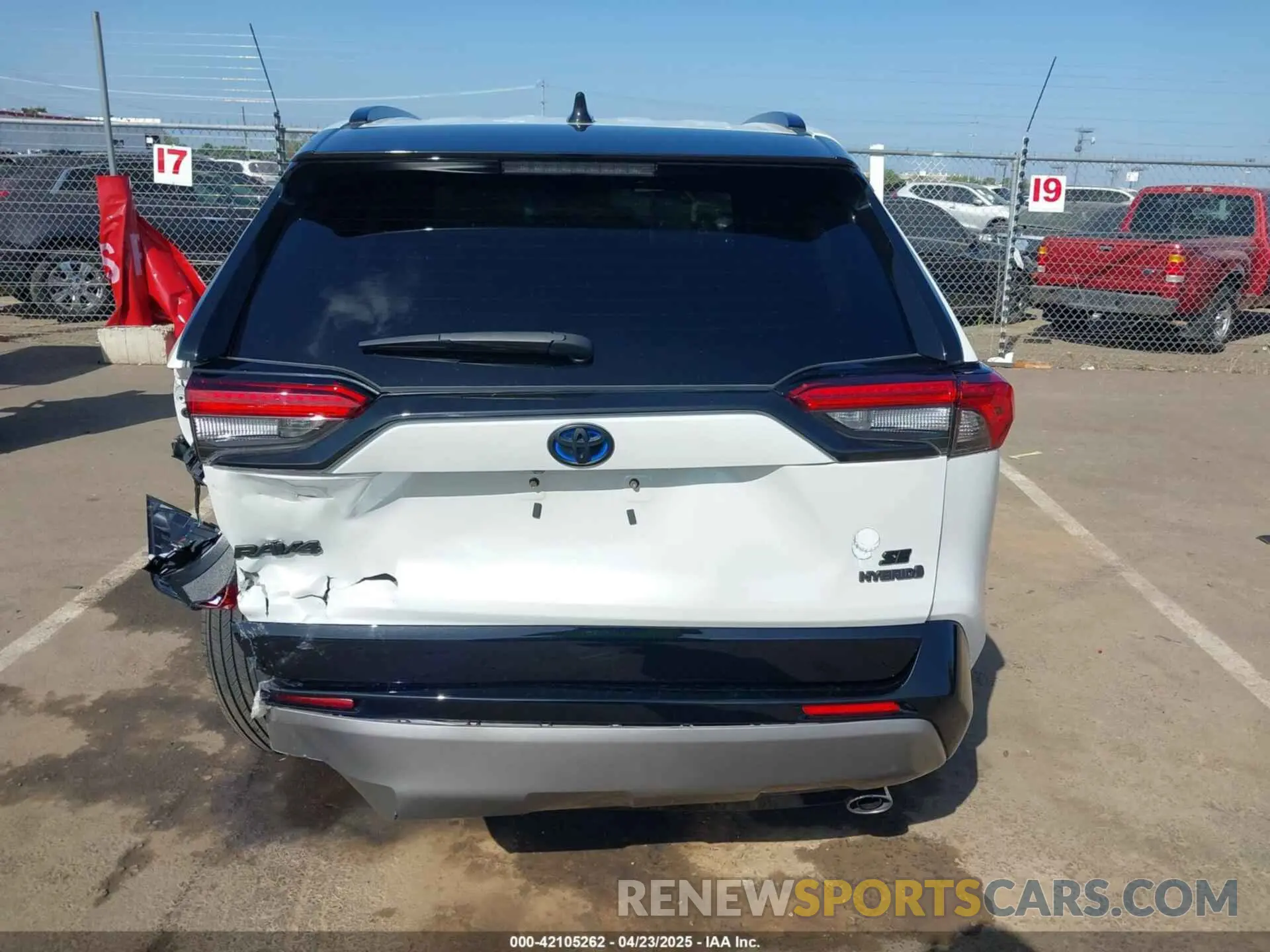 16 Photograph of a damaged car 2T3T6RFV5RW064322 TOYOTA RAV4 HYBRID 2024