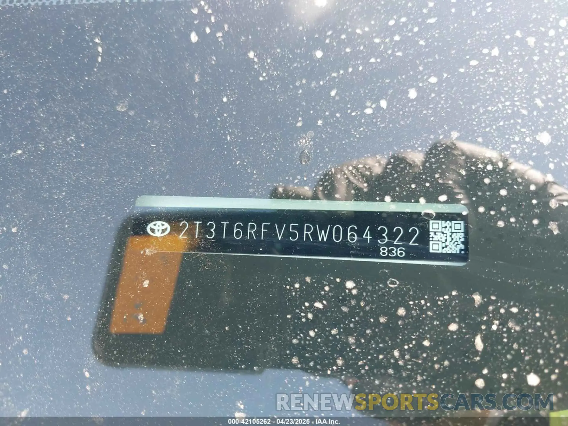 9 Photograph of a damaged car 2T3T6RFV5RW064322 TOYOTA RAV4 HYBRID 2024