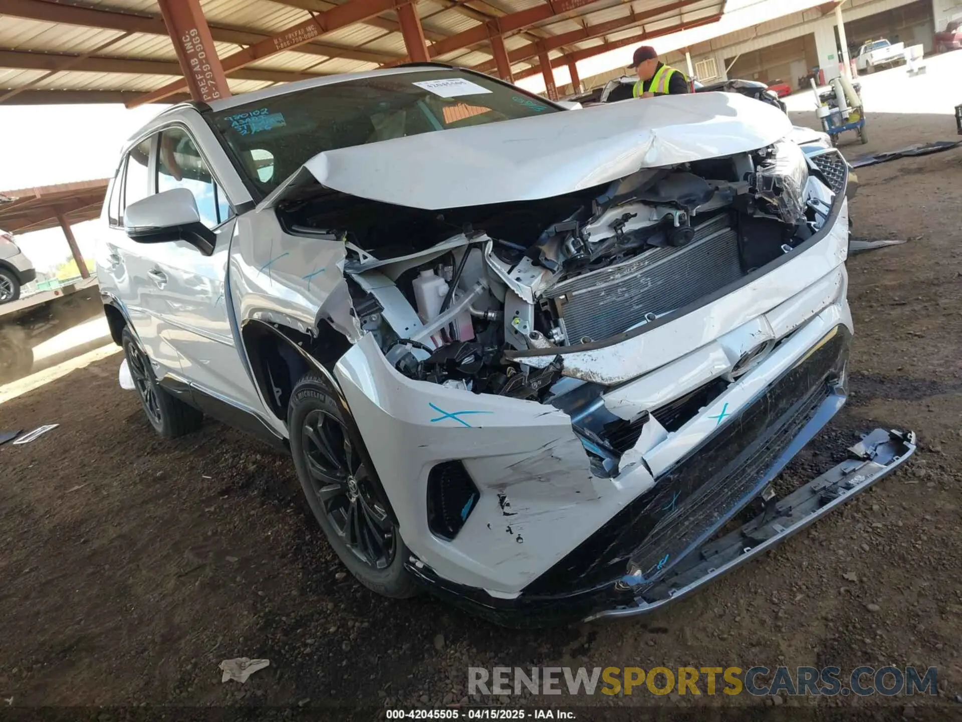 1 Фотография поврежденного автомобиля 2T3T6RFV6RW061168 TOYOTA RAV4 HYBRID 2024