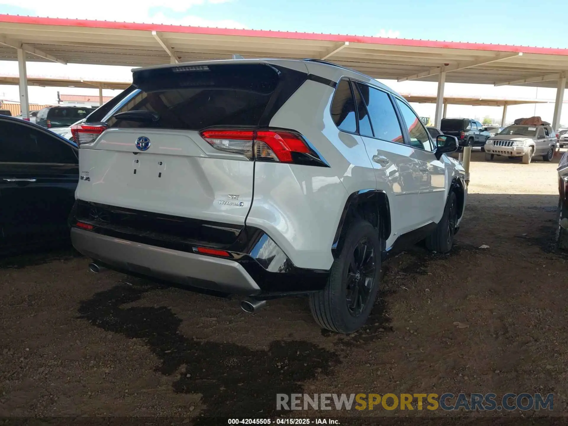 4 Фотография поврежденного автомобиля 2T3T6RFV6RW061168 TOYOTA RAV4 HYBRID 2024