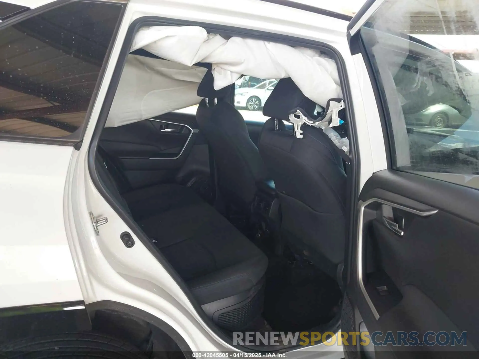 8 Фотография поврежденного автомобиля 2T3T6RFV6RW061168 TOYOTA RAV4 HYBRID 2024