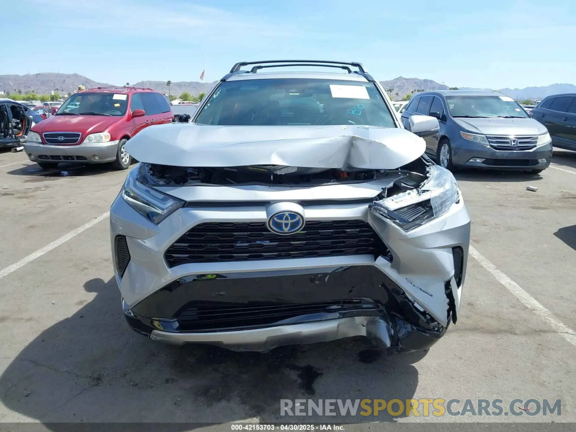 11 Photograph of a damaged car 2T3T6RFV9RW050861 TOYOTA RAV4 HYBRID 2024