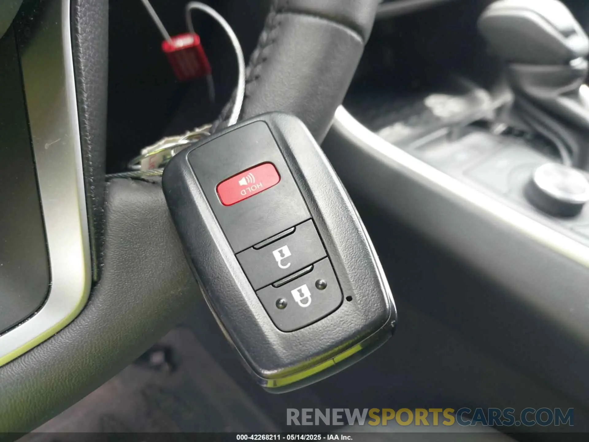 11 Фотография поврежденного автомобиля 2T3UWRFV4RW219138 TOYOTA RAV4 HYBRID 2024