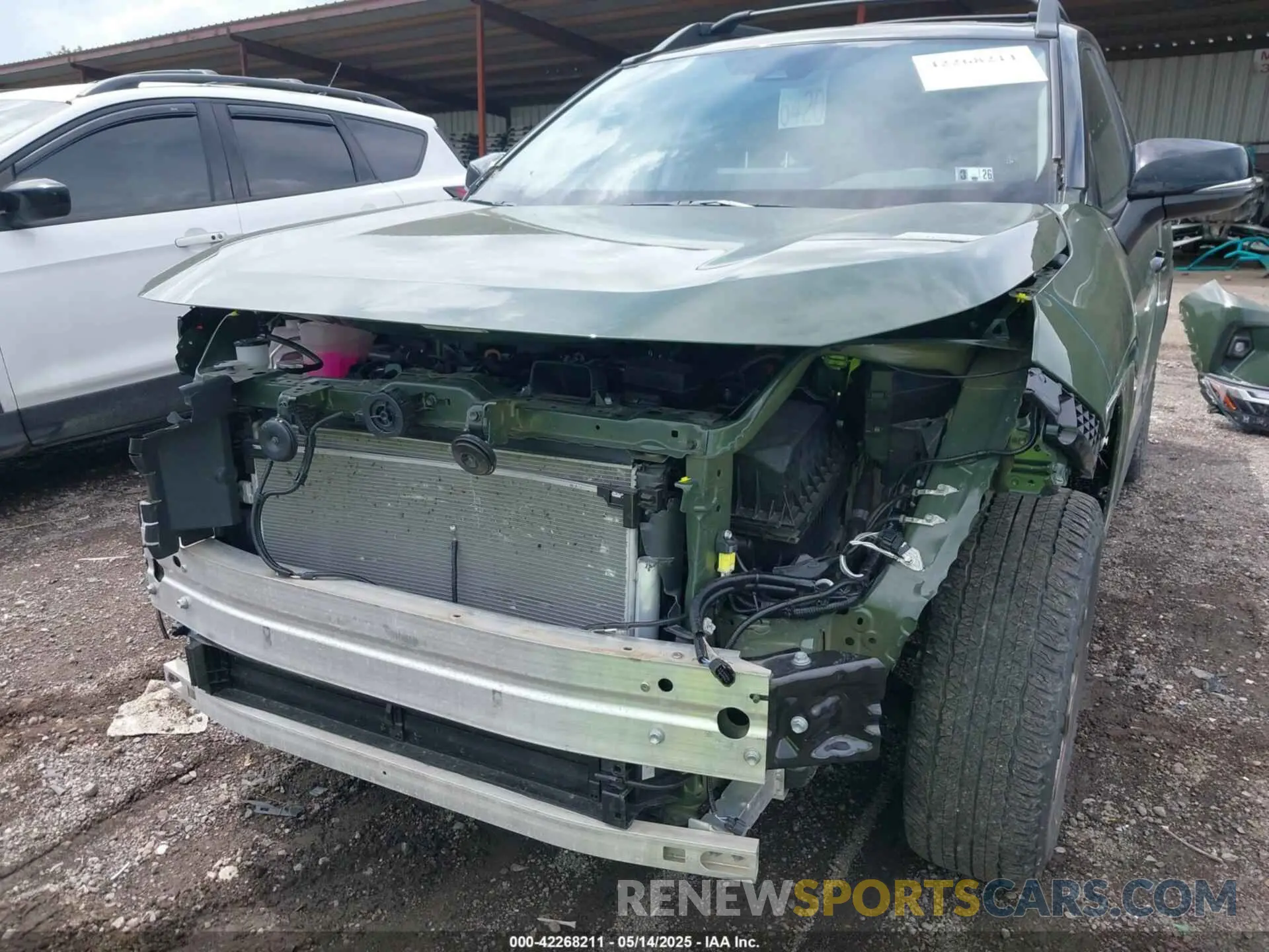 6 Фотография поврежденного автомобиля 2T3UWRFV4RW219138 TOYOTA RAV4 HYBRID 2024