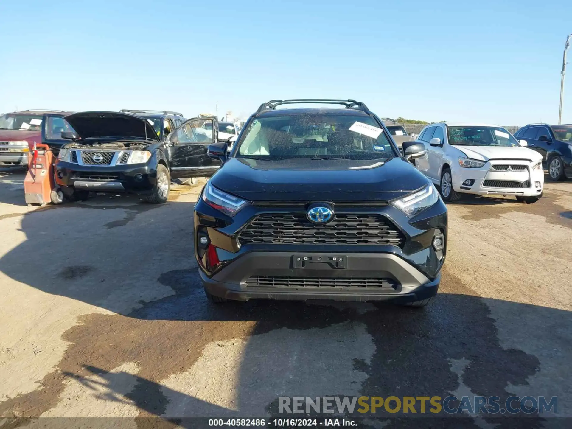 12 Photograph of a damaged car 2T3UWRFV6RW222719 TOYOTA RAV4 HYBRID 2024