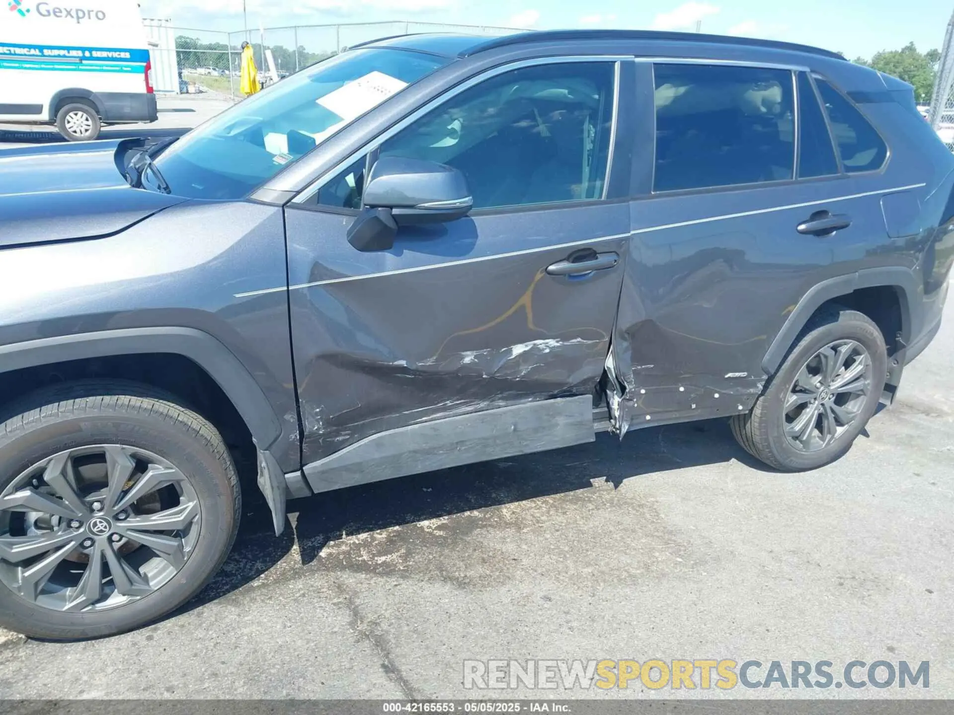 6 Photograph of a damaged car 4T3B6RFV0RU152111 TOYOTA RAV4 HYBRID 2024