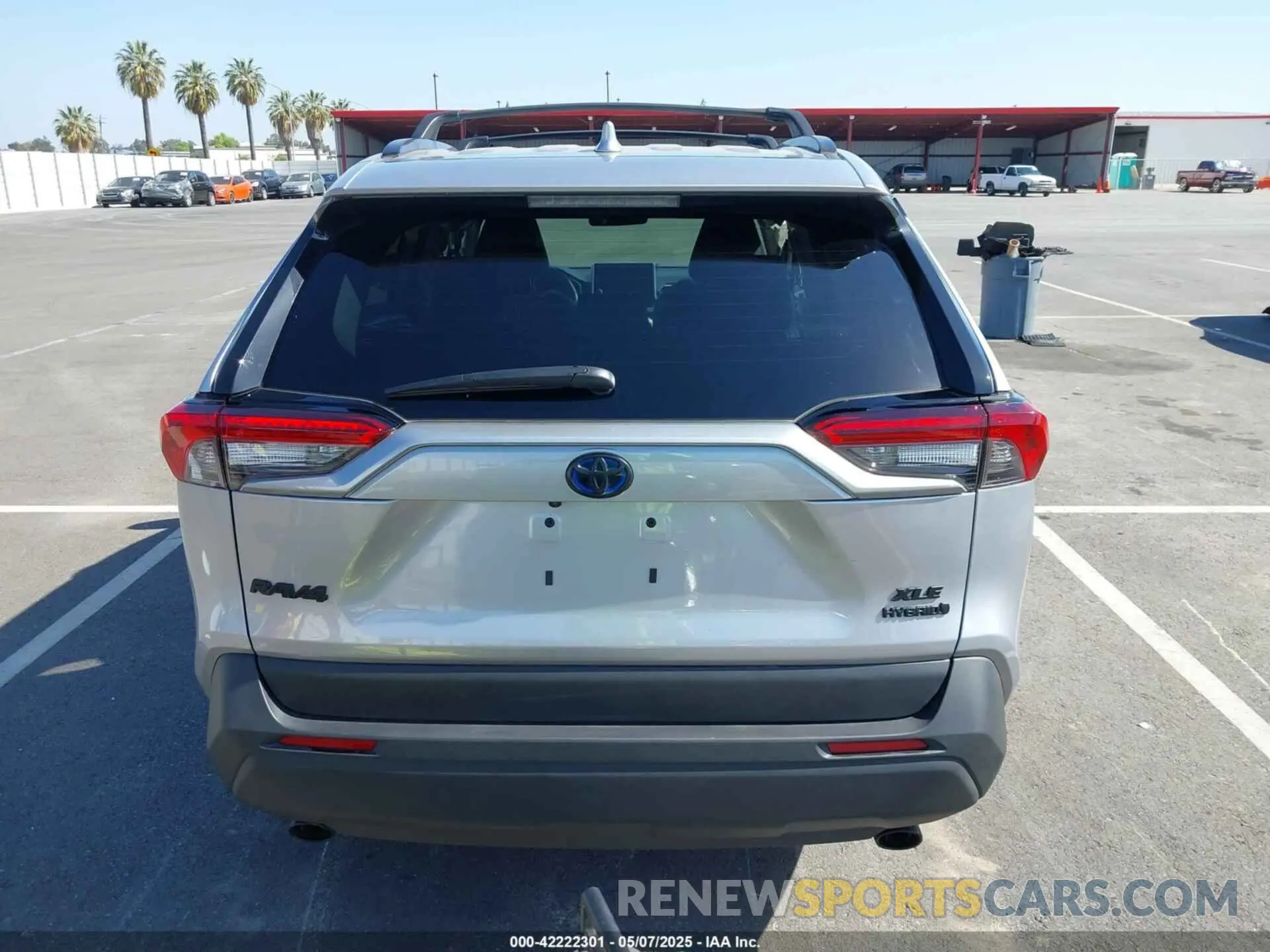 16 Photograph of a damaged car 4T3B6RFV6RU173416 TOYOTA RAV4 HYBRID 2024
