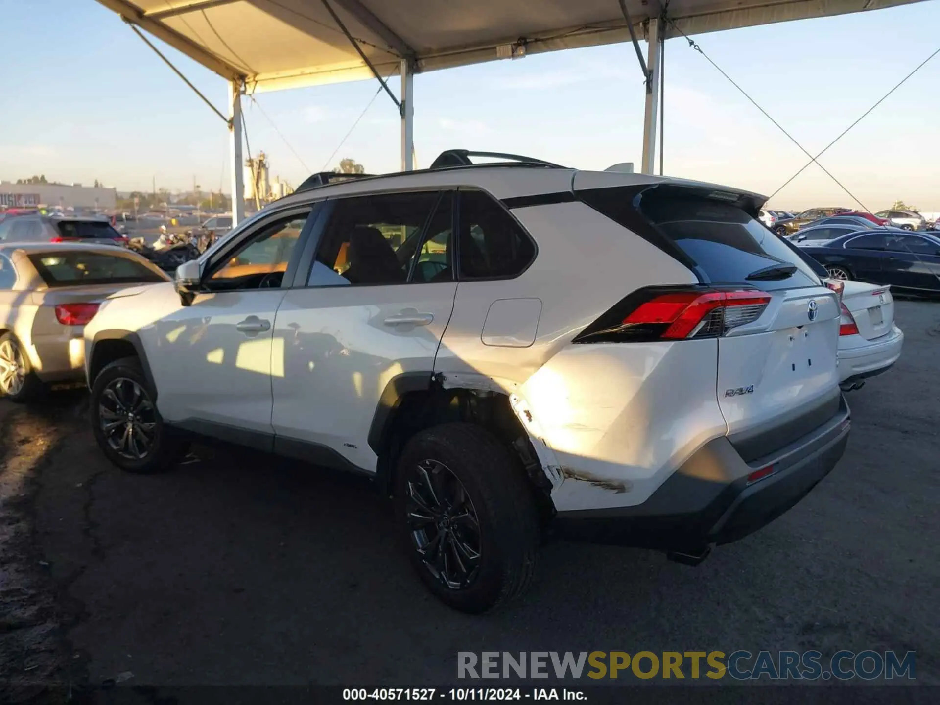 3 Фотография поврежденного автомобиля 4T3B6RFV9RU156352 TOYOTA RAV4 HYBRID 2024