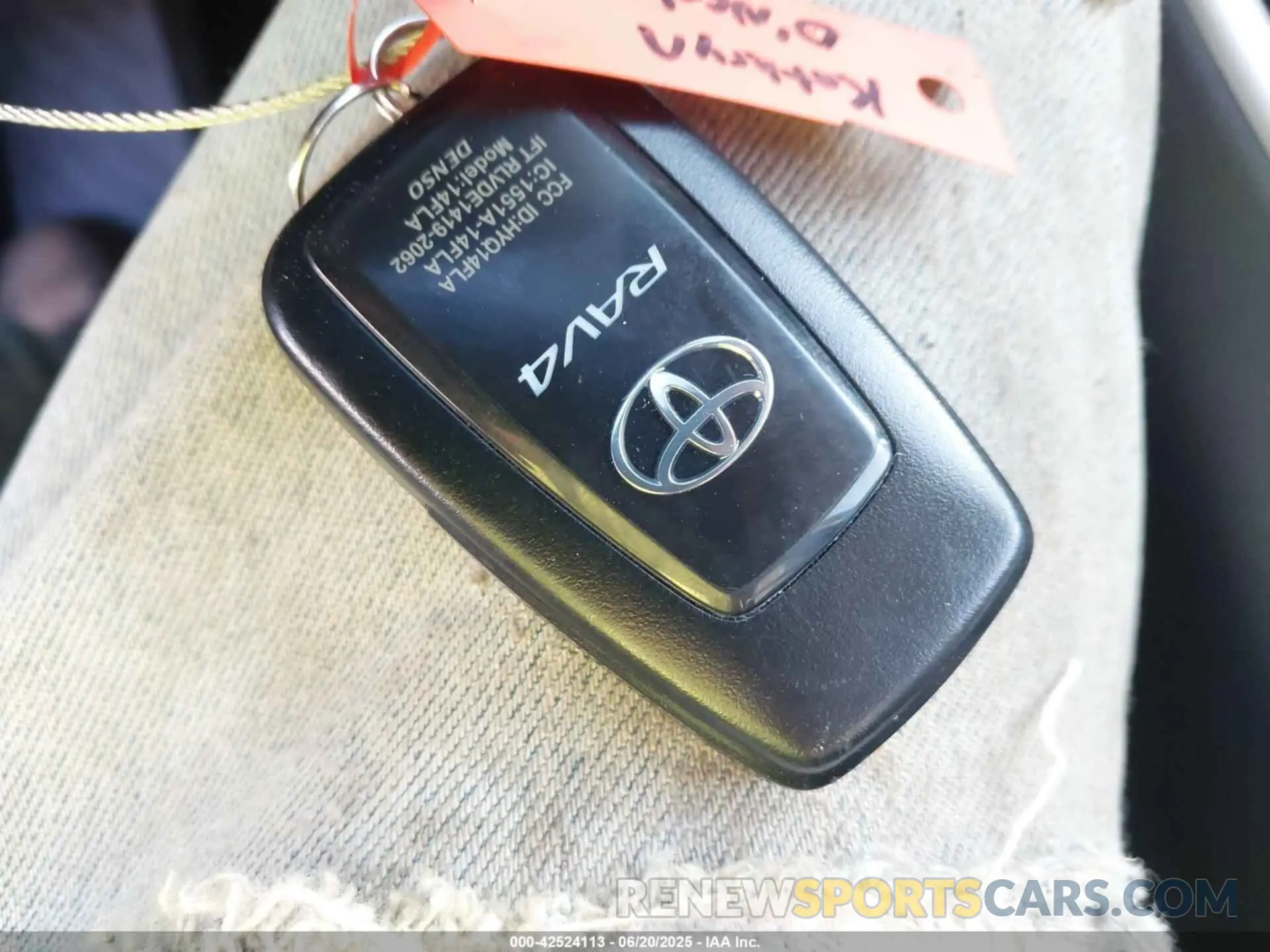 11 Фотография поврежденного автомобиля 4T3D6RFV5RU170502 TOYOTA RAV4 HYBRID 2024