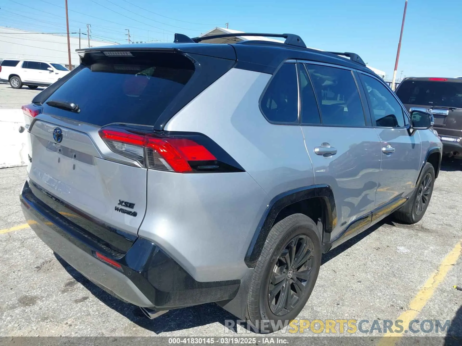 4 Фотография поврежденного автомобиля 4T3E6RFV8RU146540 TOYOTA RAV4 HYBRID 2024
