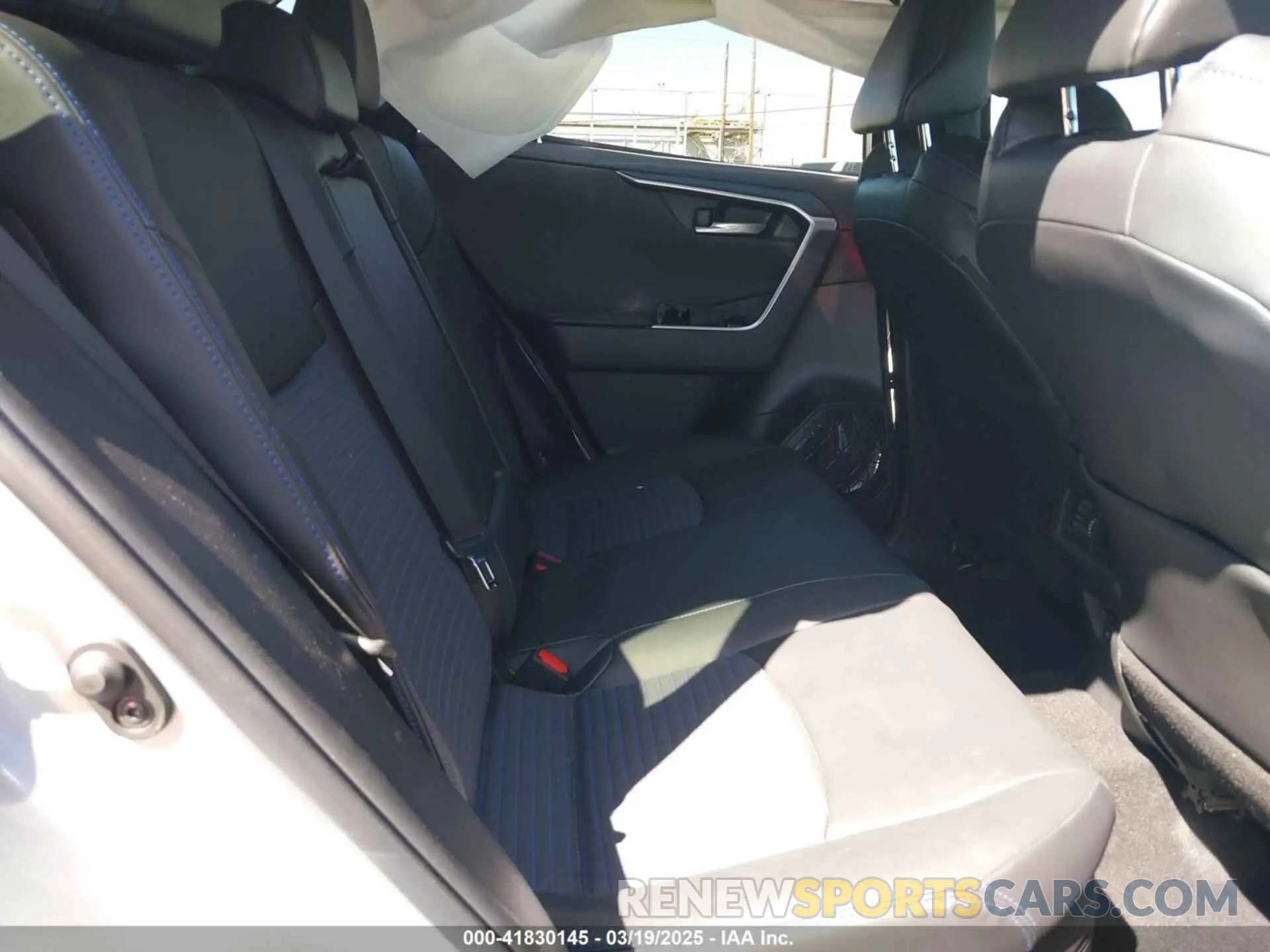 8 Фотография поврежденного автомобиля 4T3E6RFV8RU146540 TOYOTA RAV4 HYBRID 2024