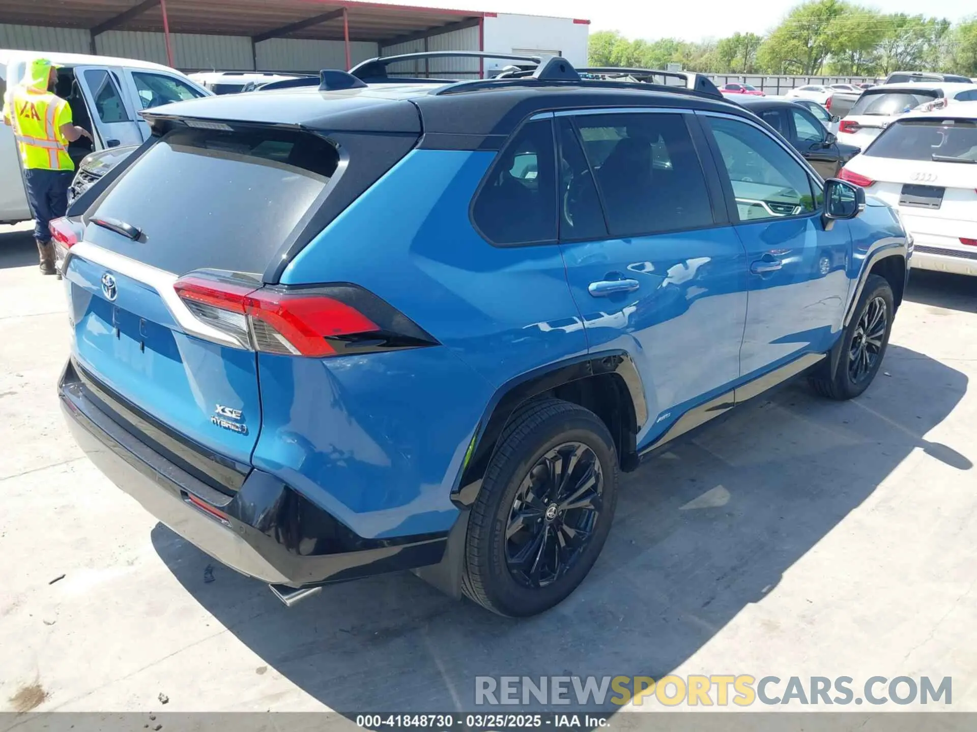 4 Фотография поврежденного автомобиля 4T3E6RFV8RU153892 TOYOTA RAV4 HYBRID 2024