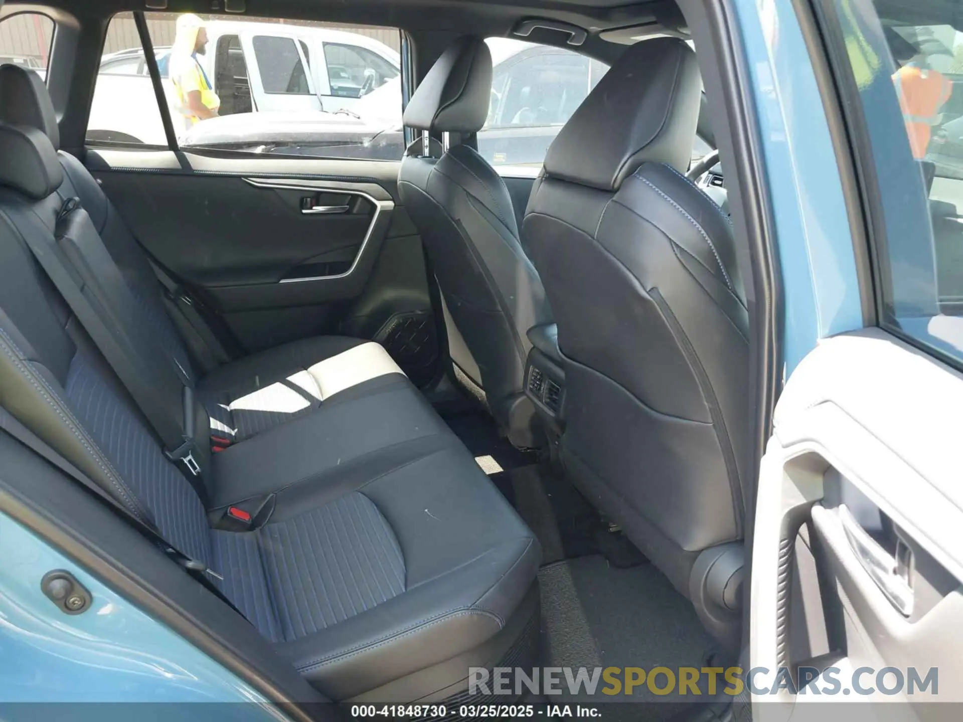 8 Фотография поврежденного автомобиля 4T3E6RFV8RU153892 TOYOTA RAV4 HYBRID 2024