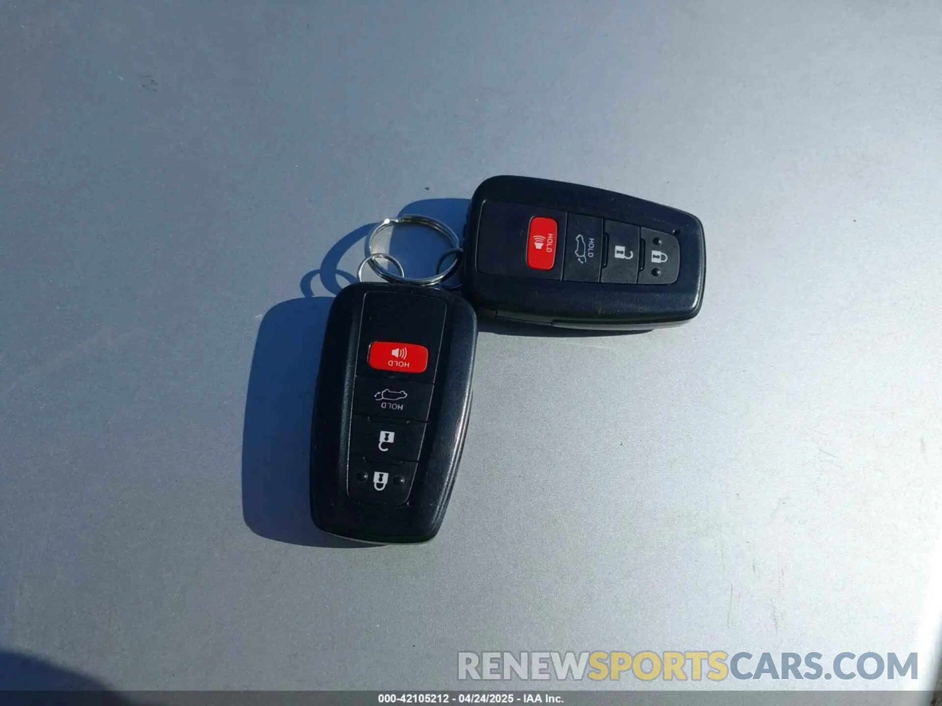 11 Photograph of a damaged car 4T3E6RFVXRU149410 TOYOTA RAV4 HYBRID 2024