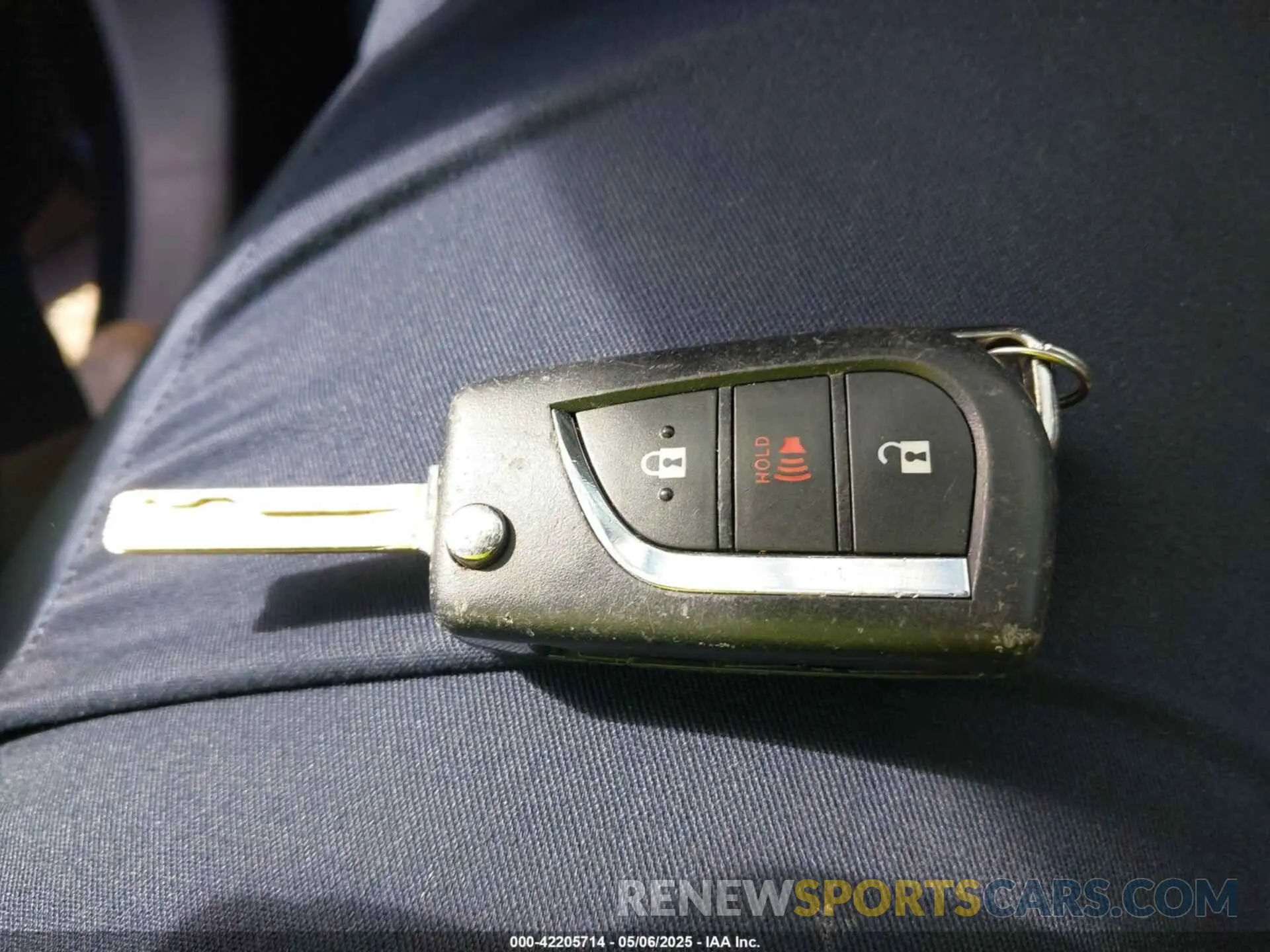 11 Фотография поврежденного автомобиля 4T3LWRFV1RU128503 TOYOTA RAV4 HYBRID 2024