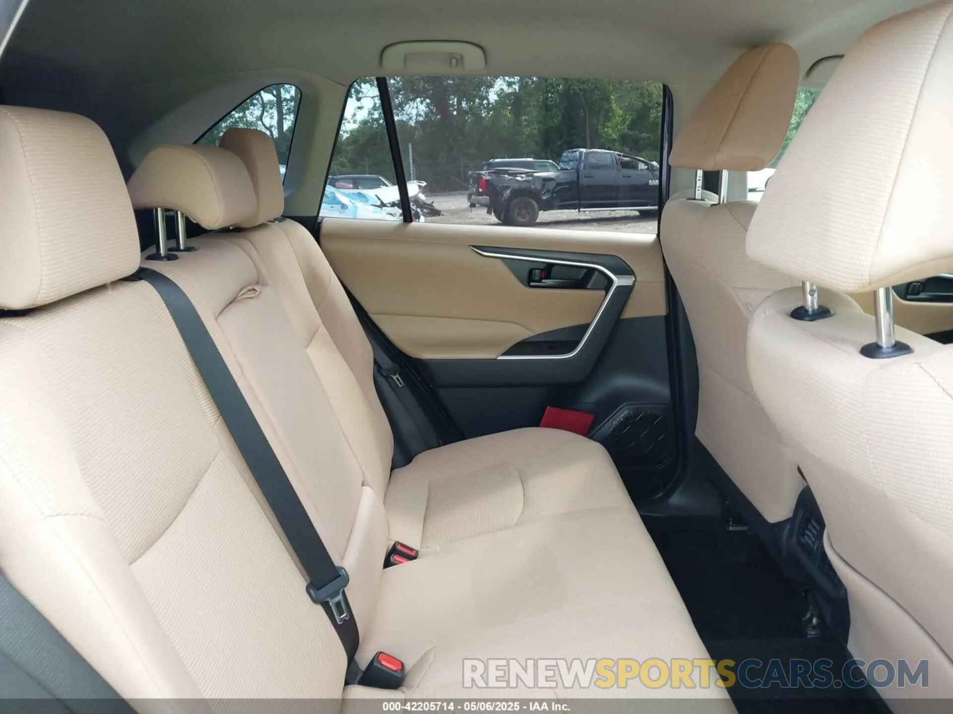 8 Фотография поврежденного автомобиля 4T3LWRFV1RU128503 TOYOTA RAV4 HYBRID 2024