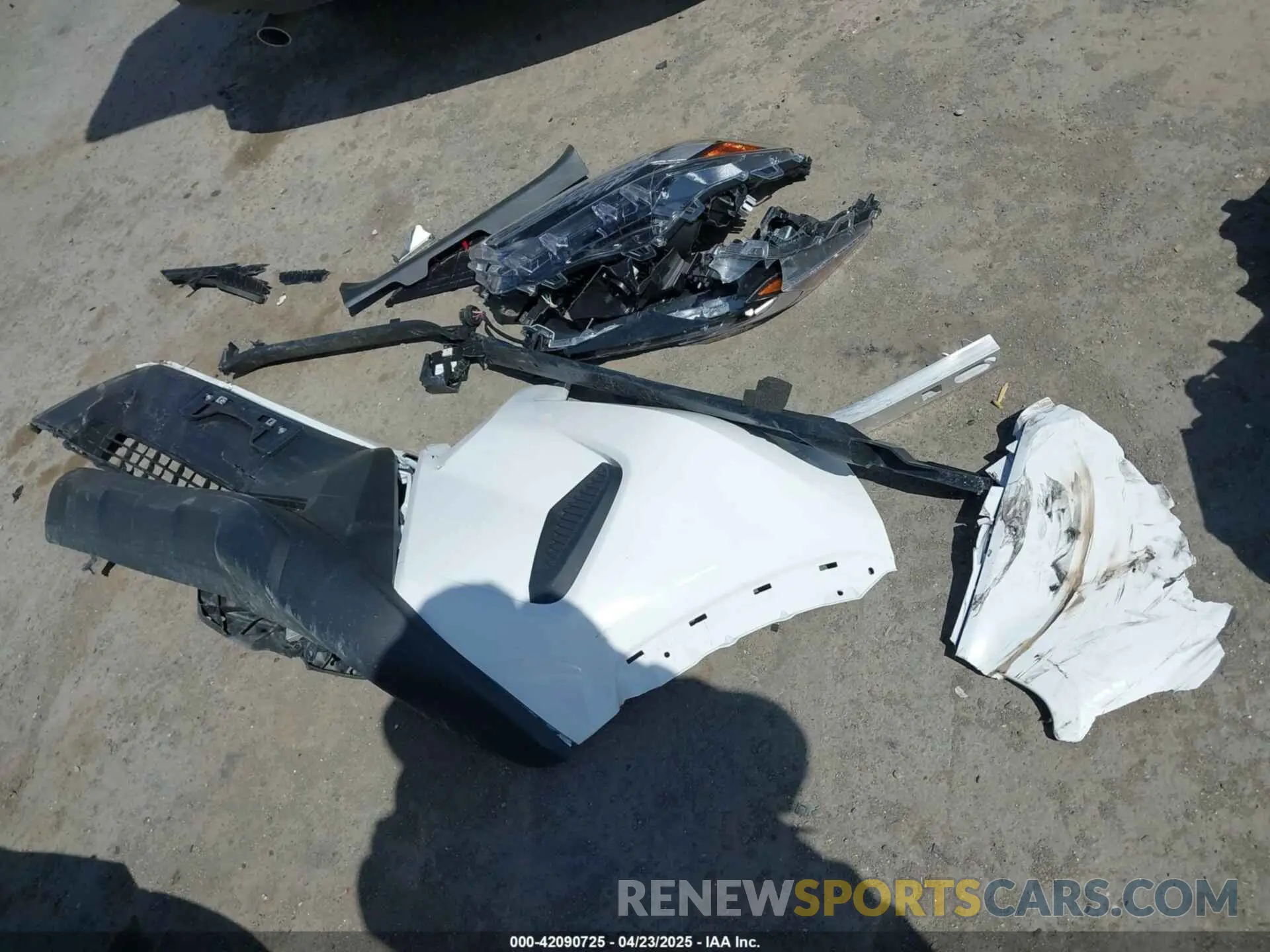 12 Фотография поврежденного автомобиля 4T3LWRFV6RU160007 TOYOTA RAV4 HYBRID 2024