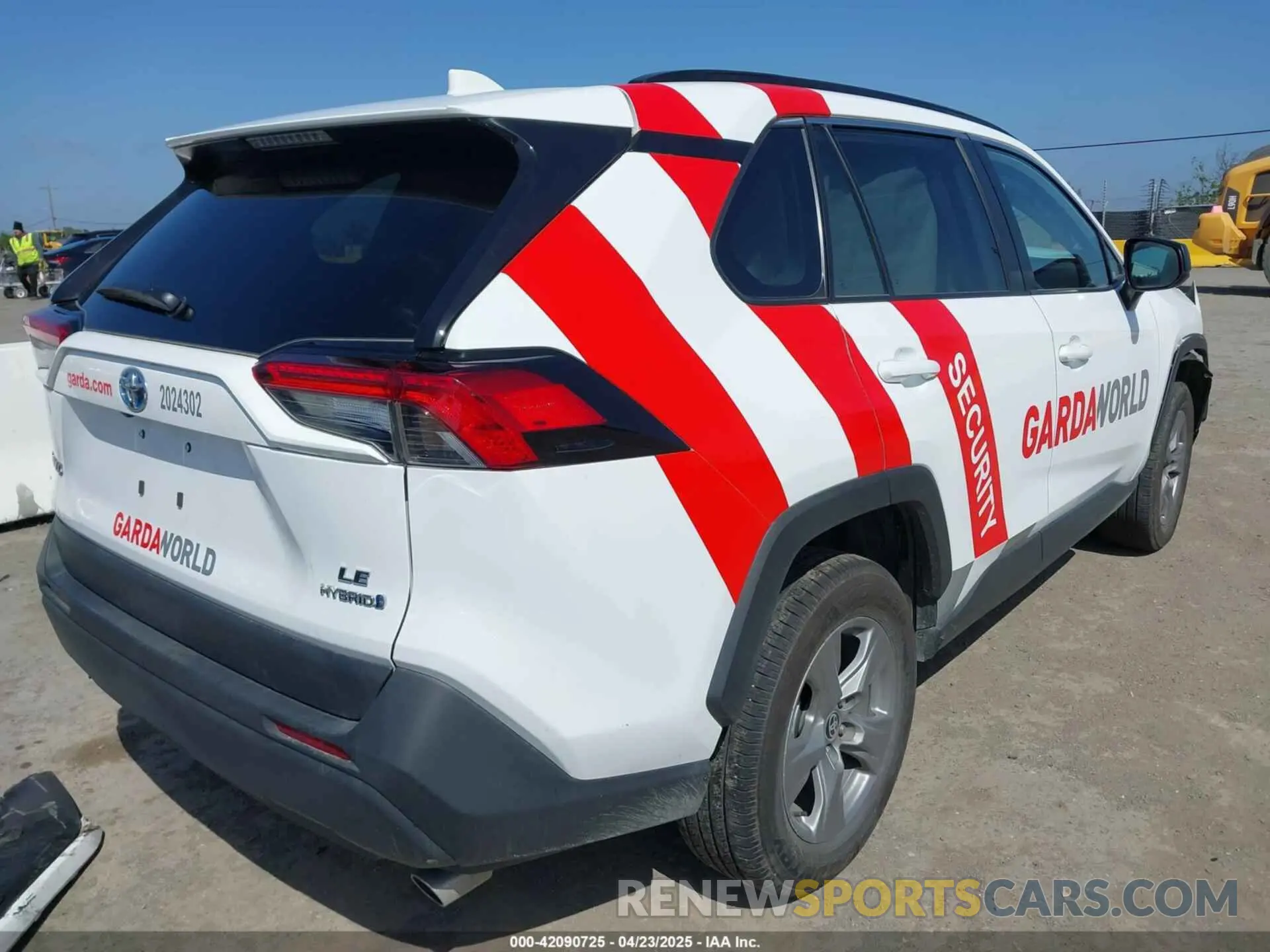 4 Фотография поврежденного автомобиля 4T3LWRFV6RU160007 TOYOTA RAV4 HYBRID 2024