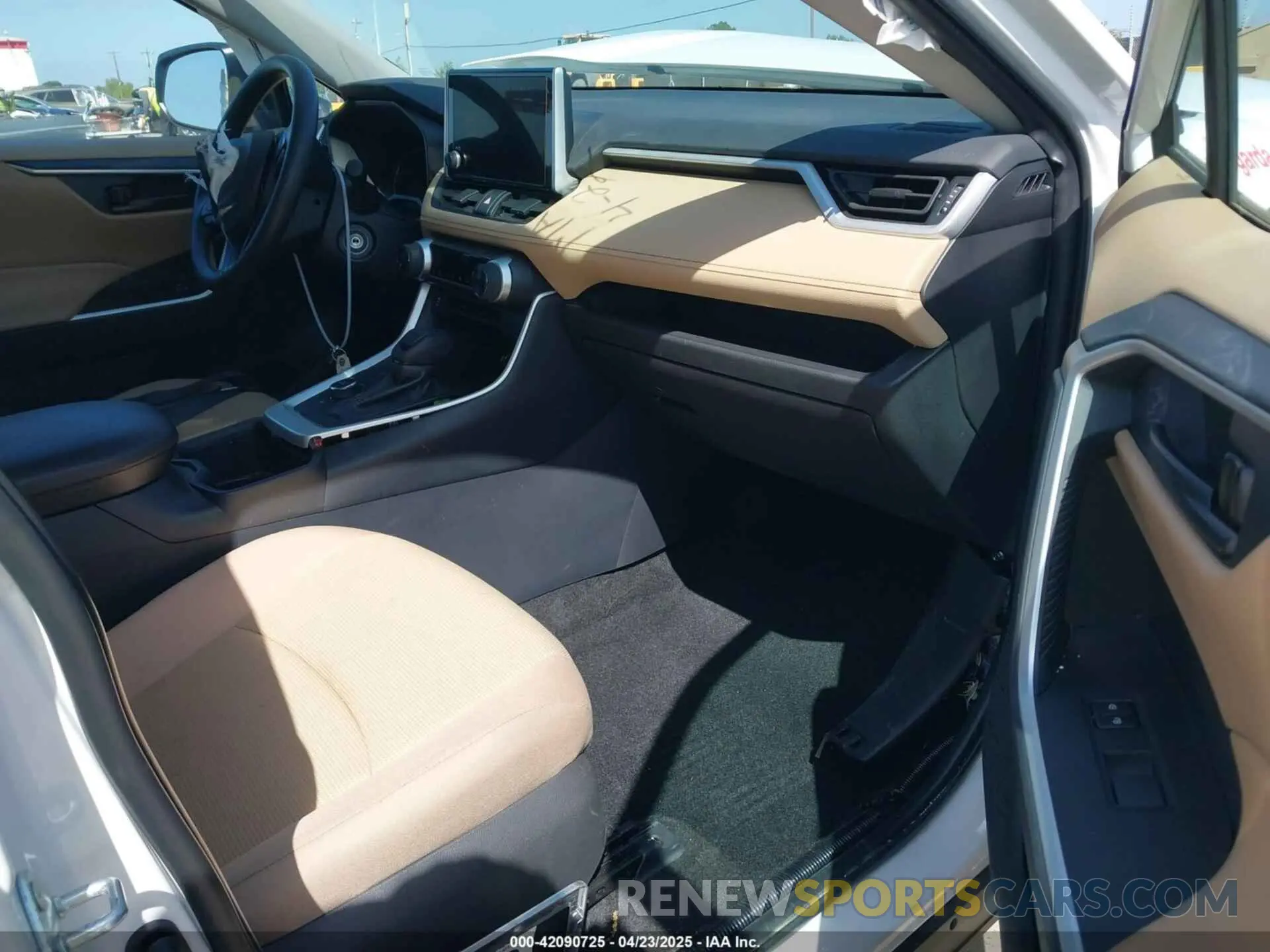 5 Фотография поврежденного автомобиля 4T3LWRFV6RU160007 TOYOTA RAV4 HYBRID 2024