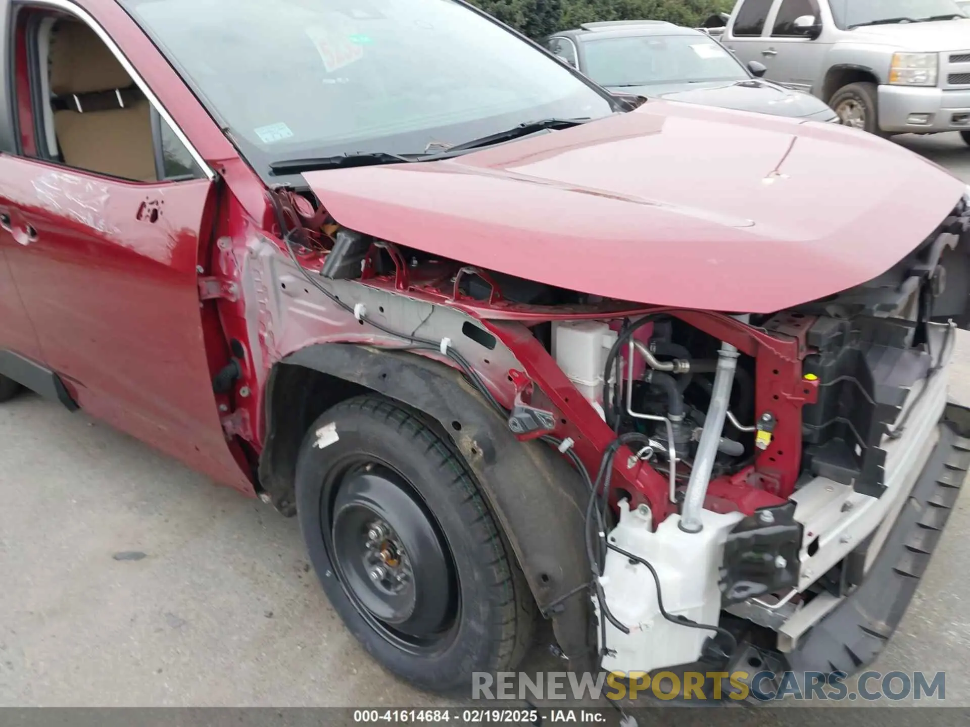 17 Photograph of a damaged car 4T3LWRFV7RU136279 TOYOTA RAV4 HYBRID 2024