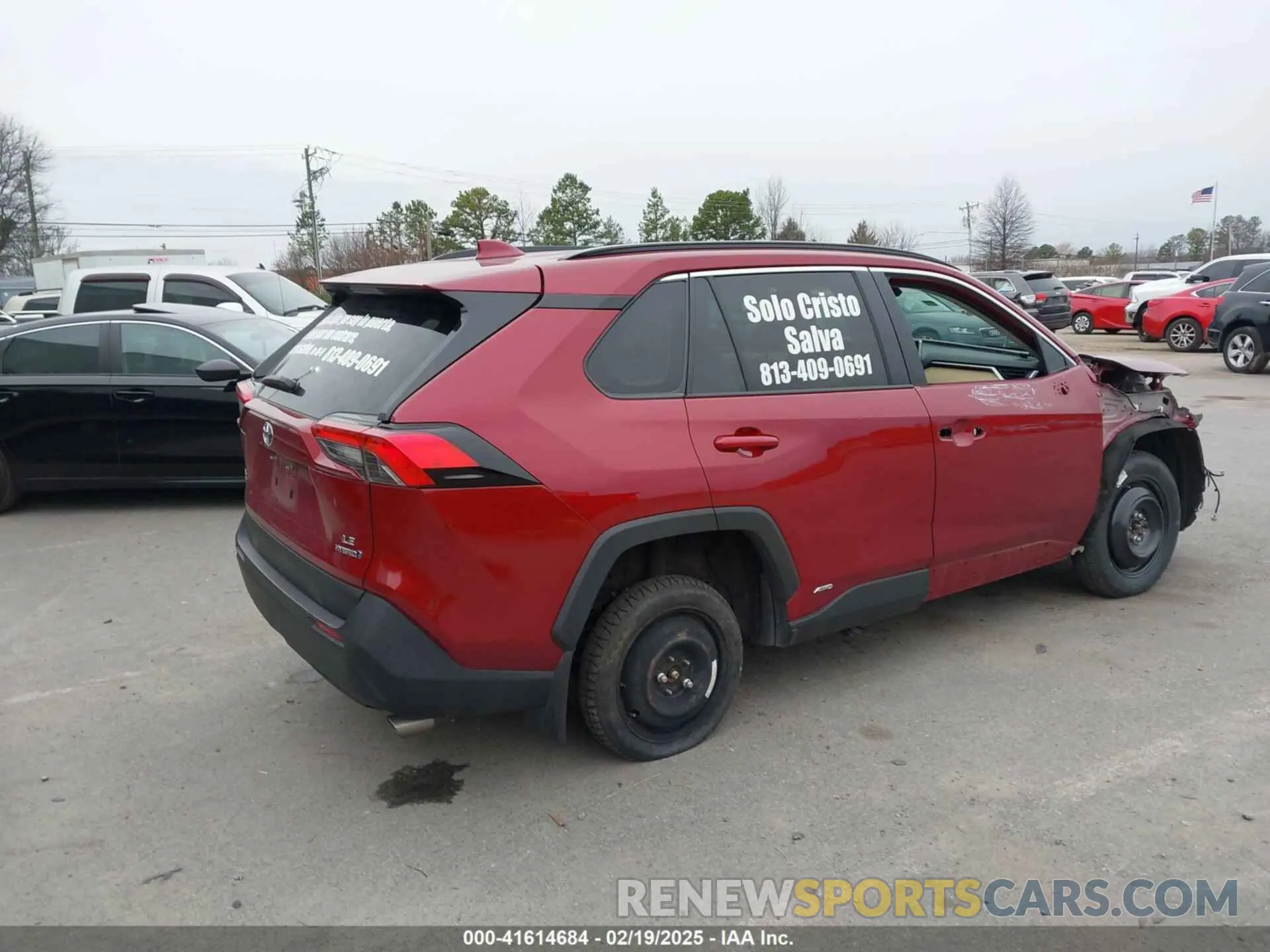 4 Photograph of a damaged car 4T3LWRFV7RU136279 TOYOTA RAV4 HYBRID 2024