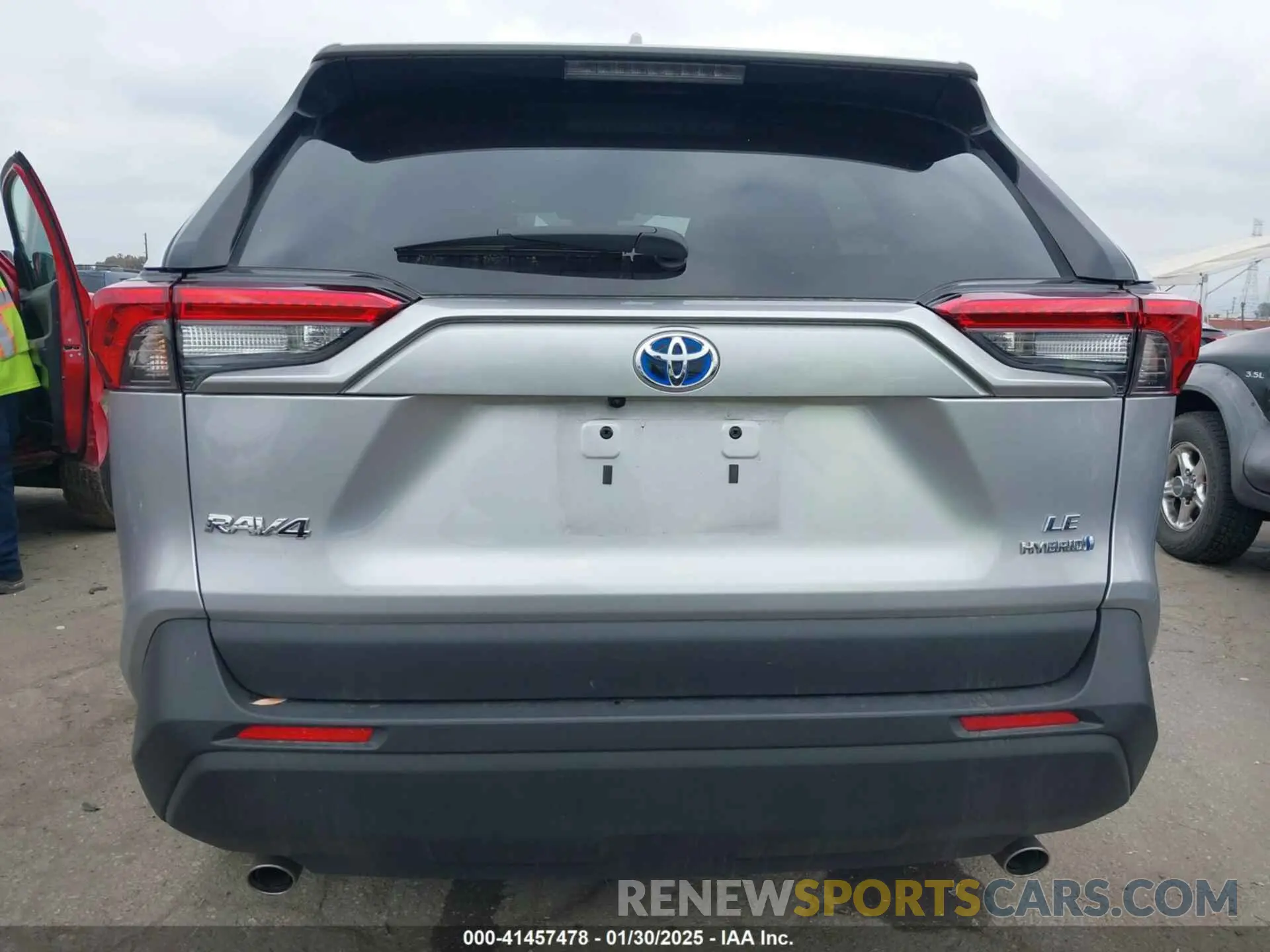 17 Фотография поврежденного автомобиля 4T3MWRFV1RU133124 TOYOTA RAV4 HYBRID 2024