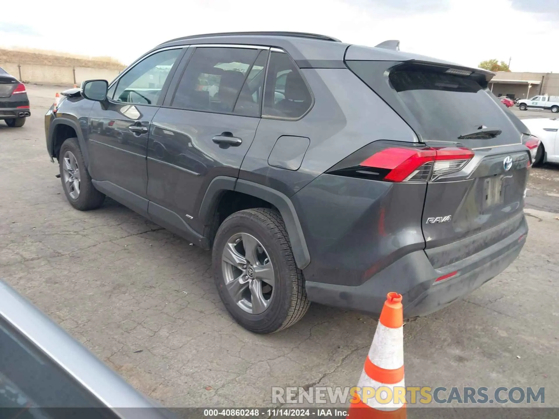 3 Фотография поврежденного автомобиля 4T3MWRFV3RU148398 TOYOTA RAV4 HYBRID 2024